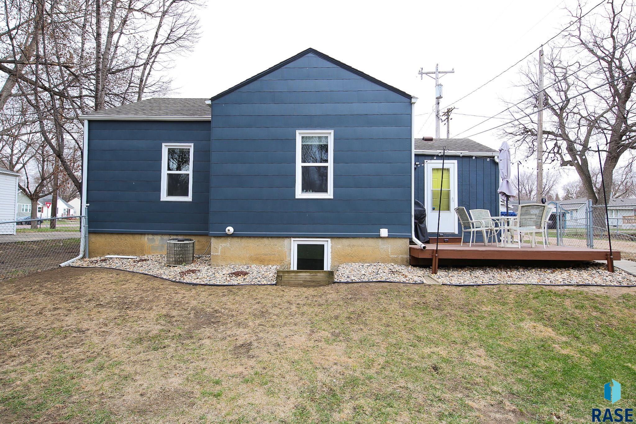 706 W 1st St Street, Sioux Falls, South Dakota image 26