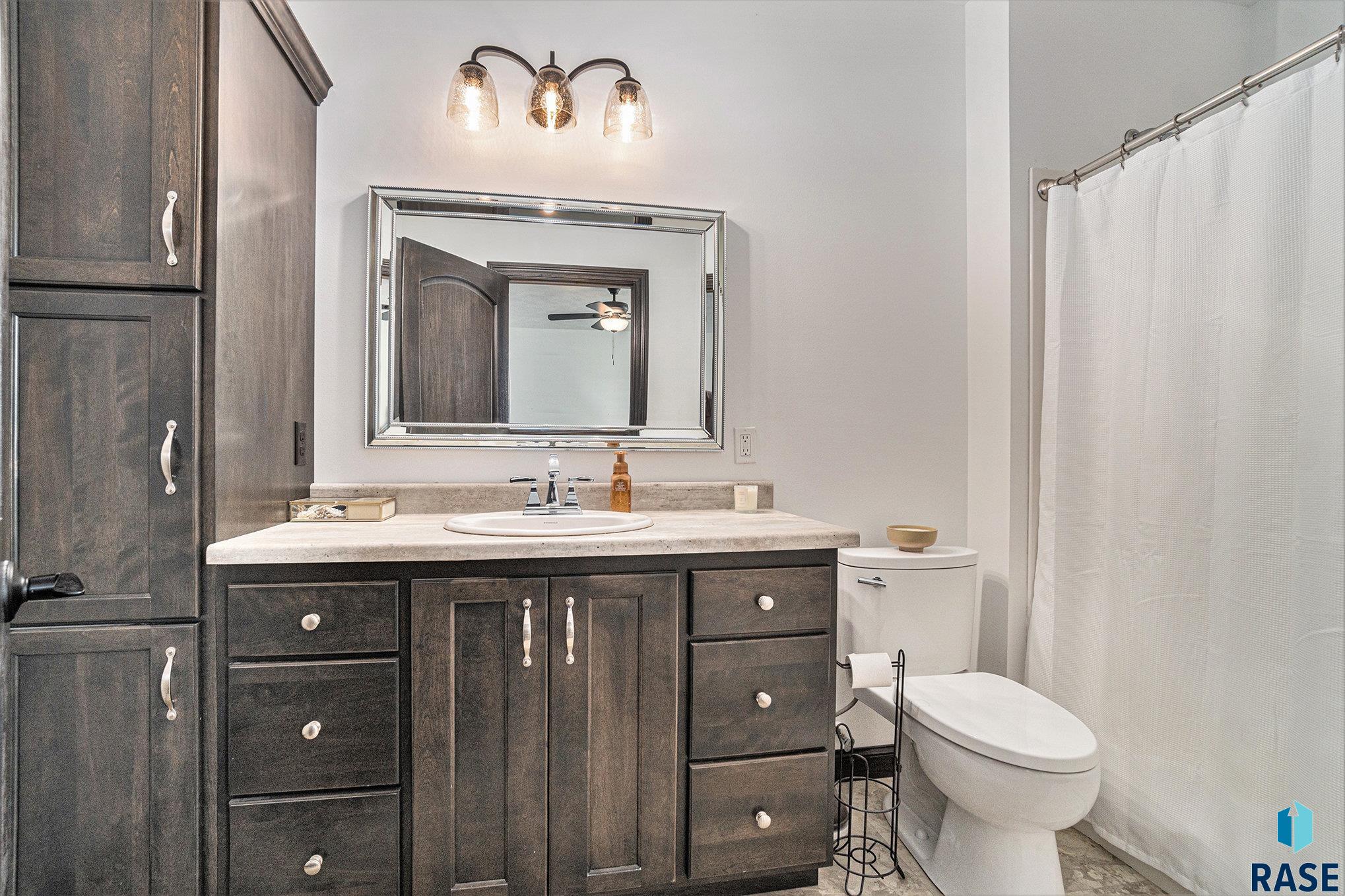 27235 Regal Ct Court, Sioux Falls, South Dakota image 28