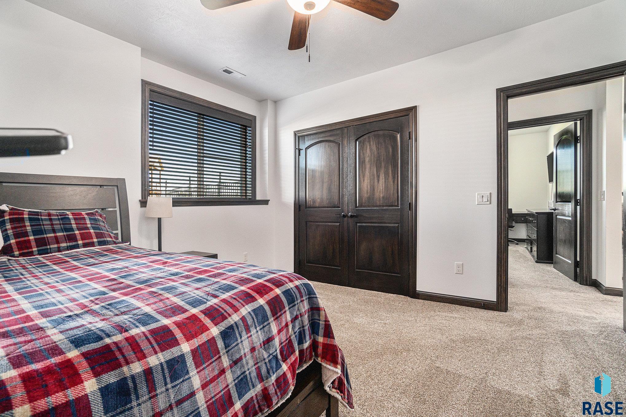 27235 Regal Ct Court, Sioux Falls, South Dakota image 30