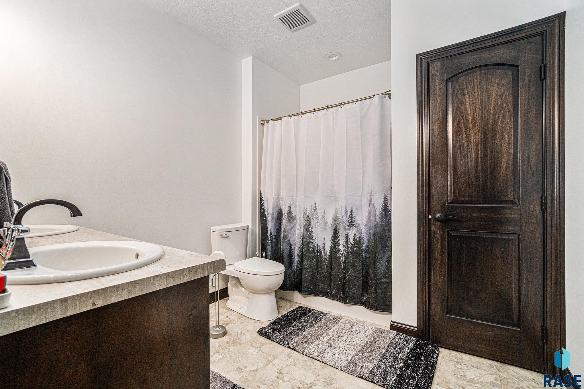 27235 Regal Ct Court, Sioux Falls, South Dakota image 31