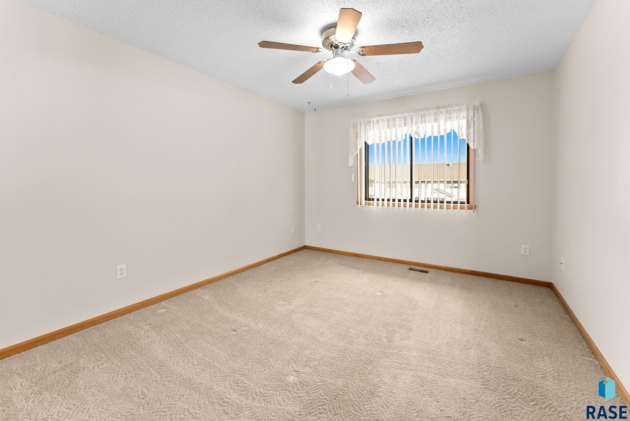 3700 E Peony Pl Place #307, Sioux Falls, South Dakota image 15