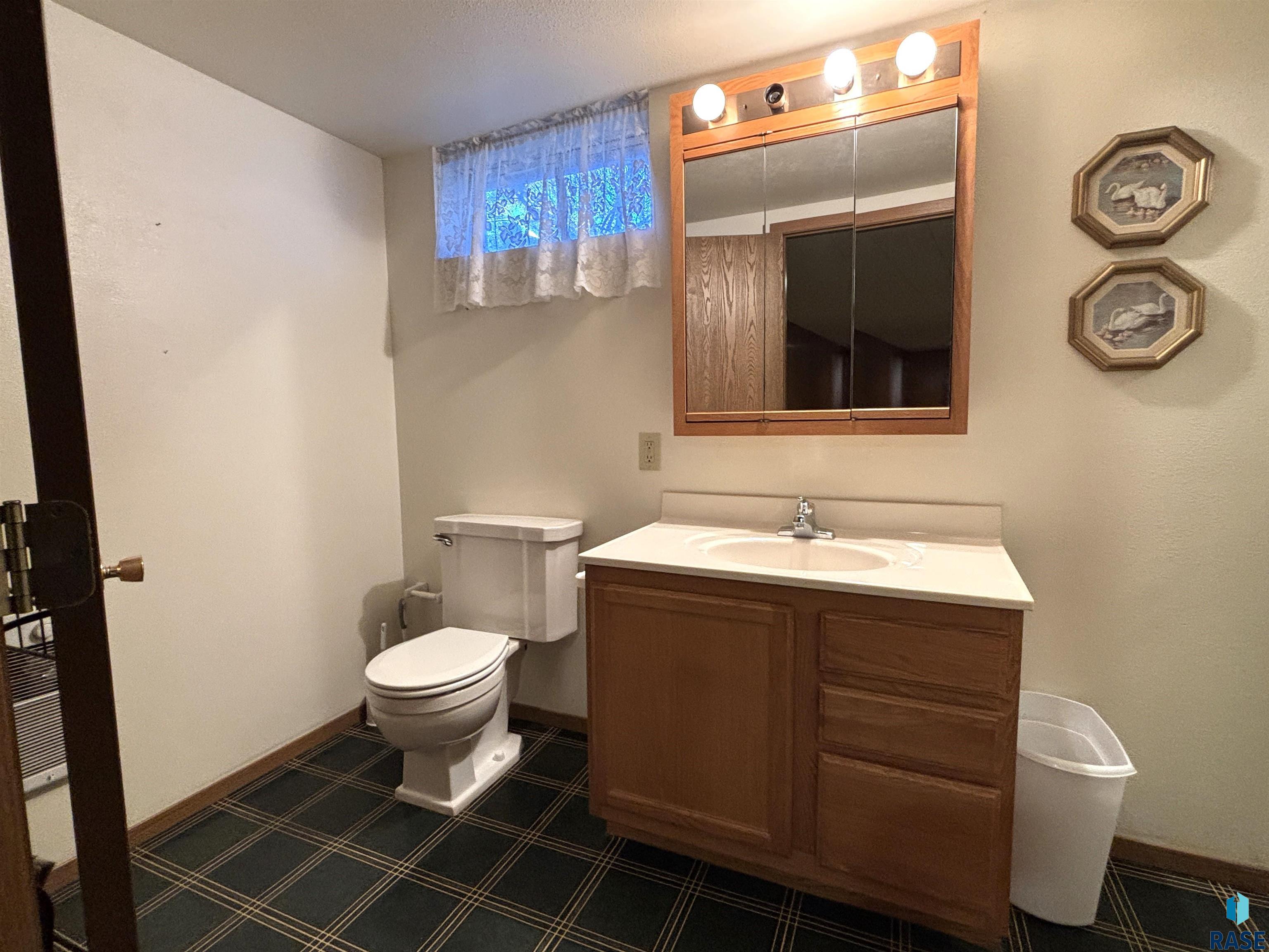309 E 8th St Street, Miller, New Jersey image 34