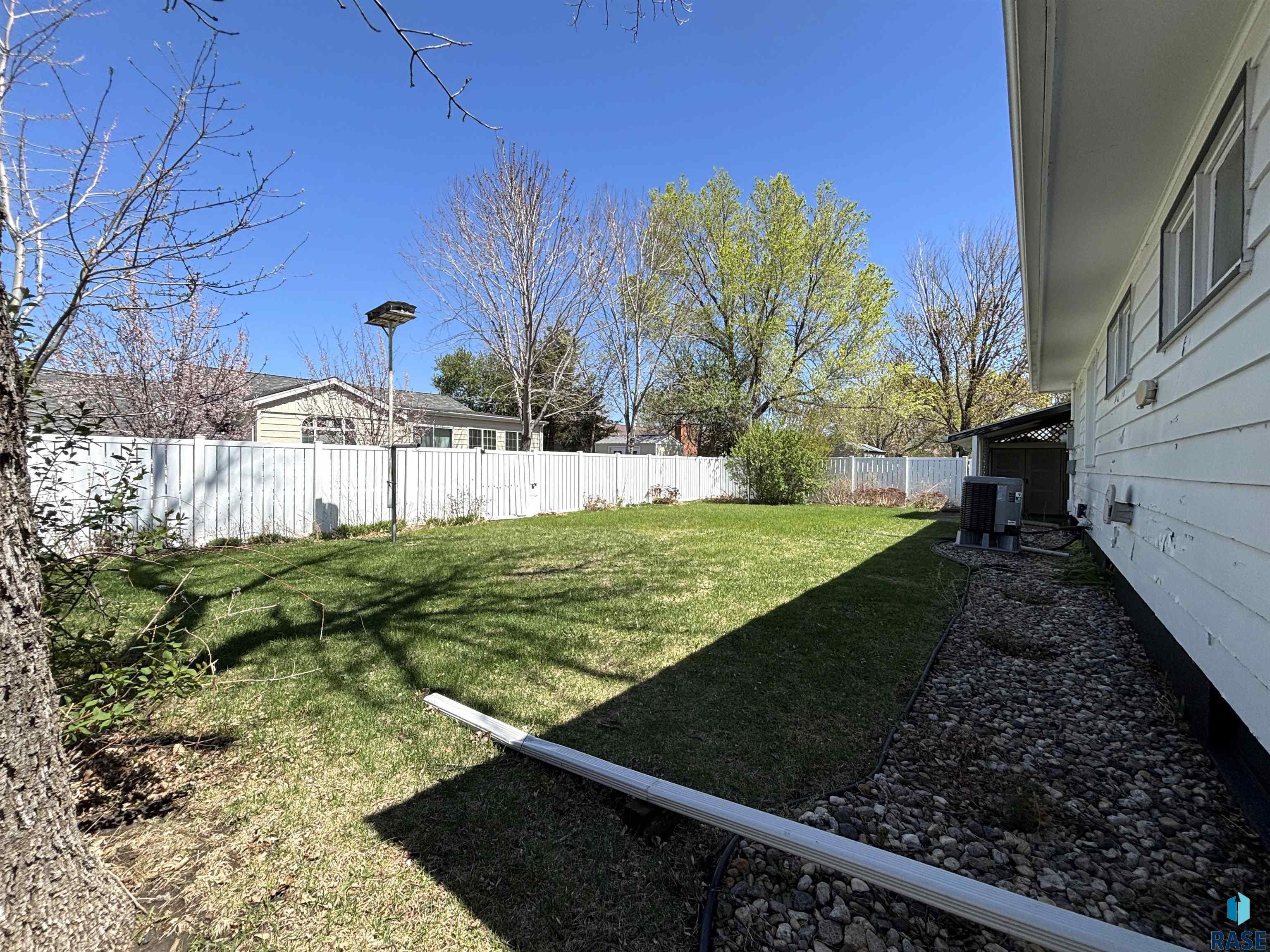 309 E 8th St Street, Miller, New Jersey image 48