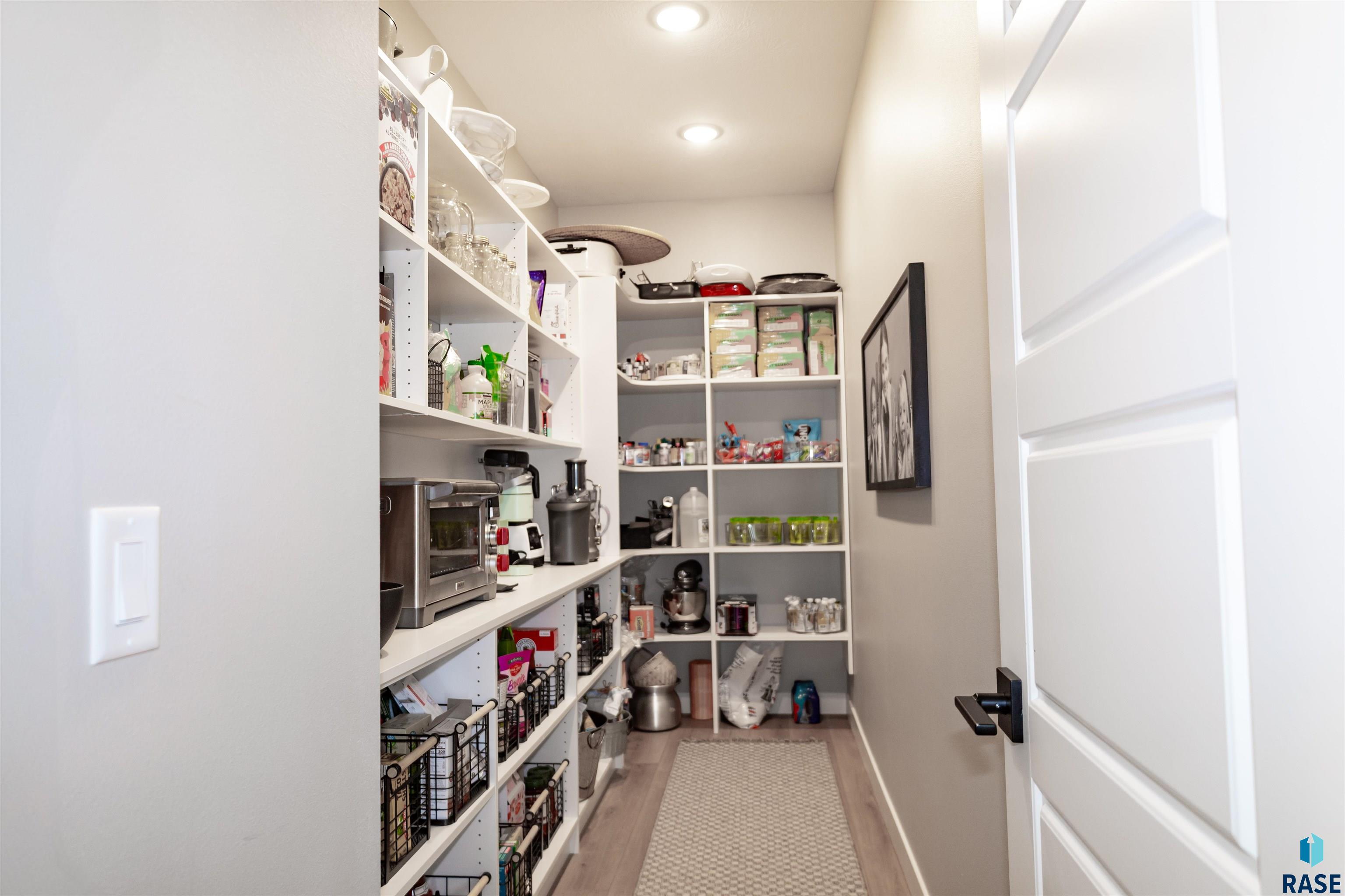 1909 Firestone Ln Lane, Sioux Falls, New Jersey image 17