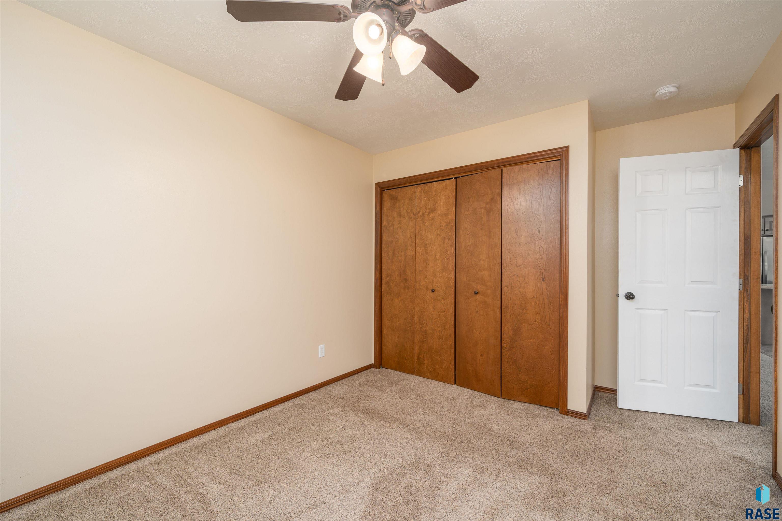 8001 W 55th St Street, Sioux Falls, South Dakota image 17