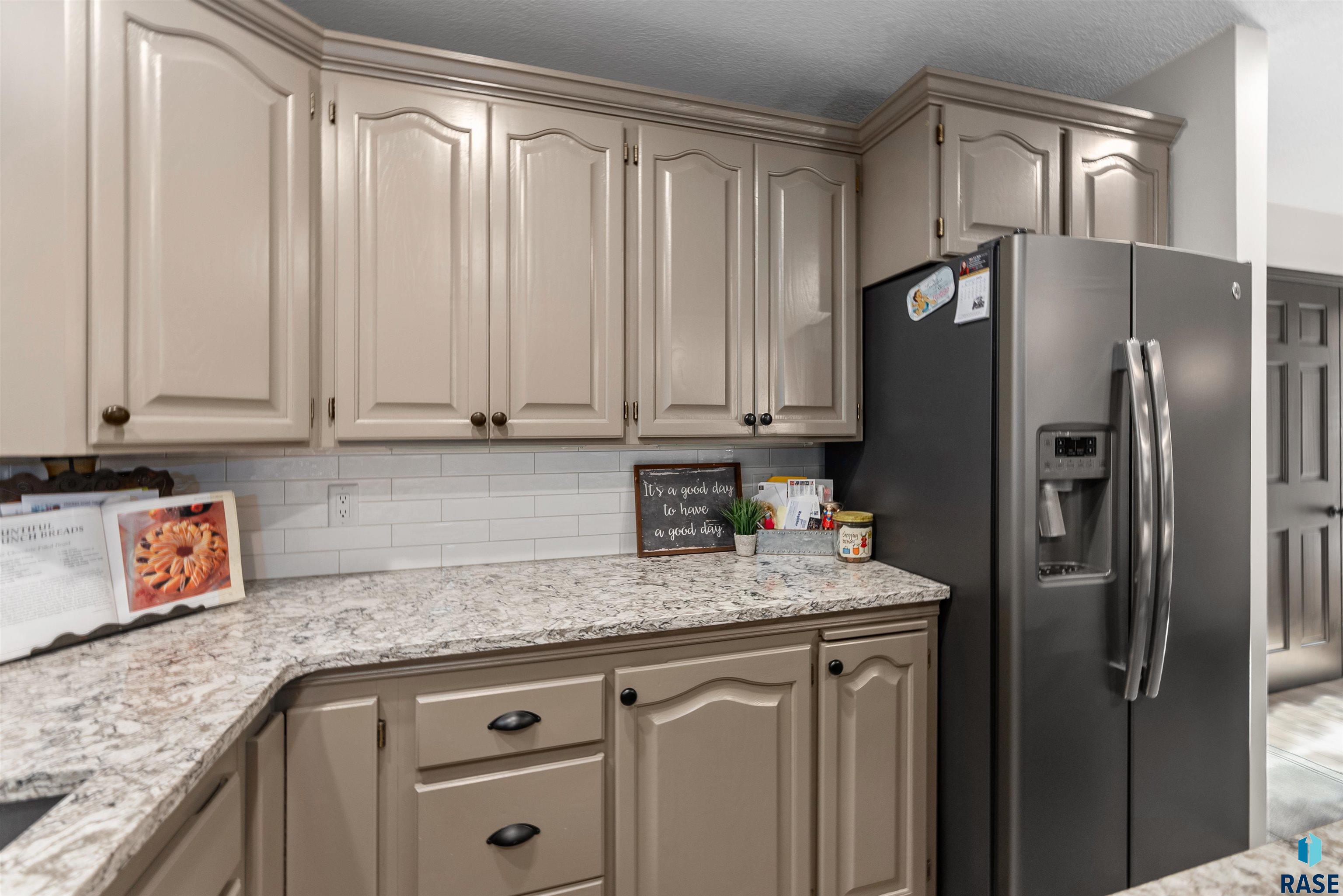 1437 S Westward Ho Pl Place, Sioux Falls, New Jersey image 32