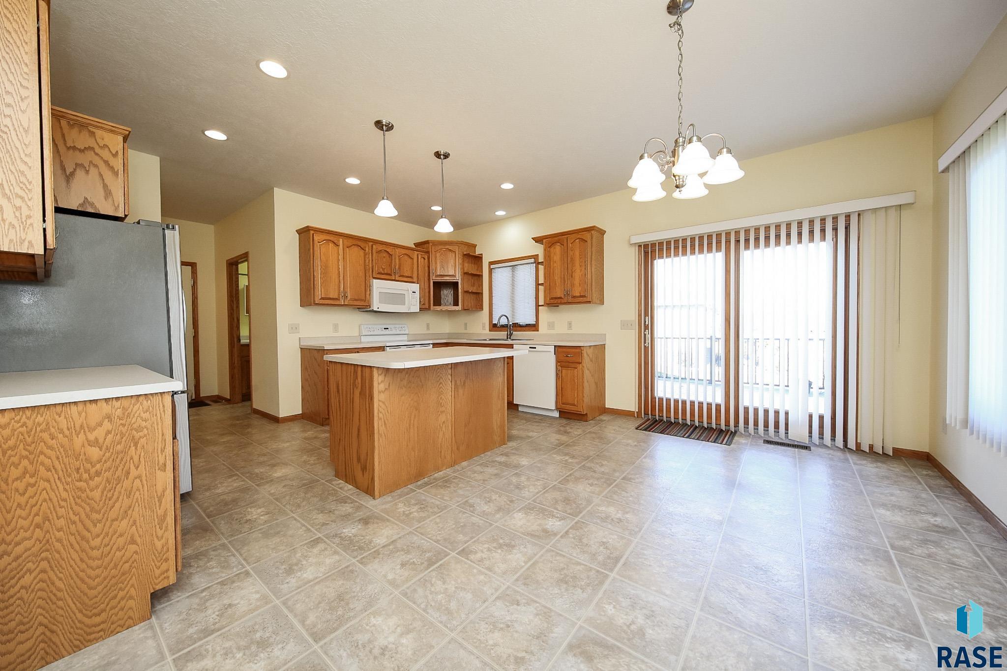 7420 S Valencia Dr Drive, Sioux Falls, South Dakota image 10