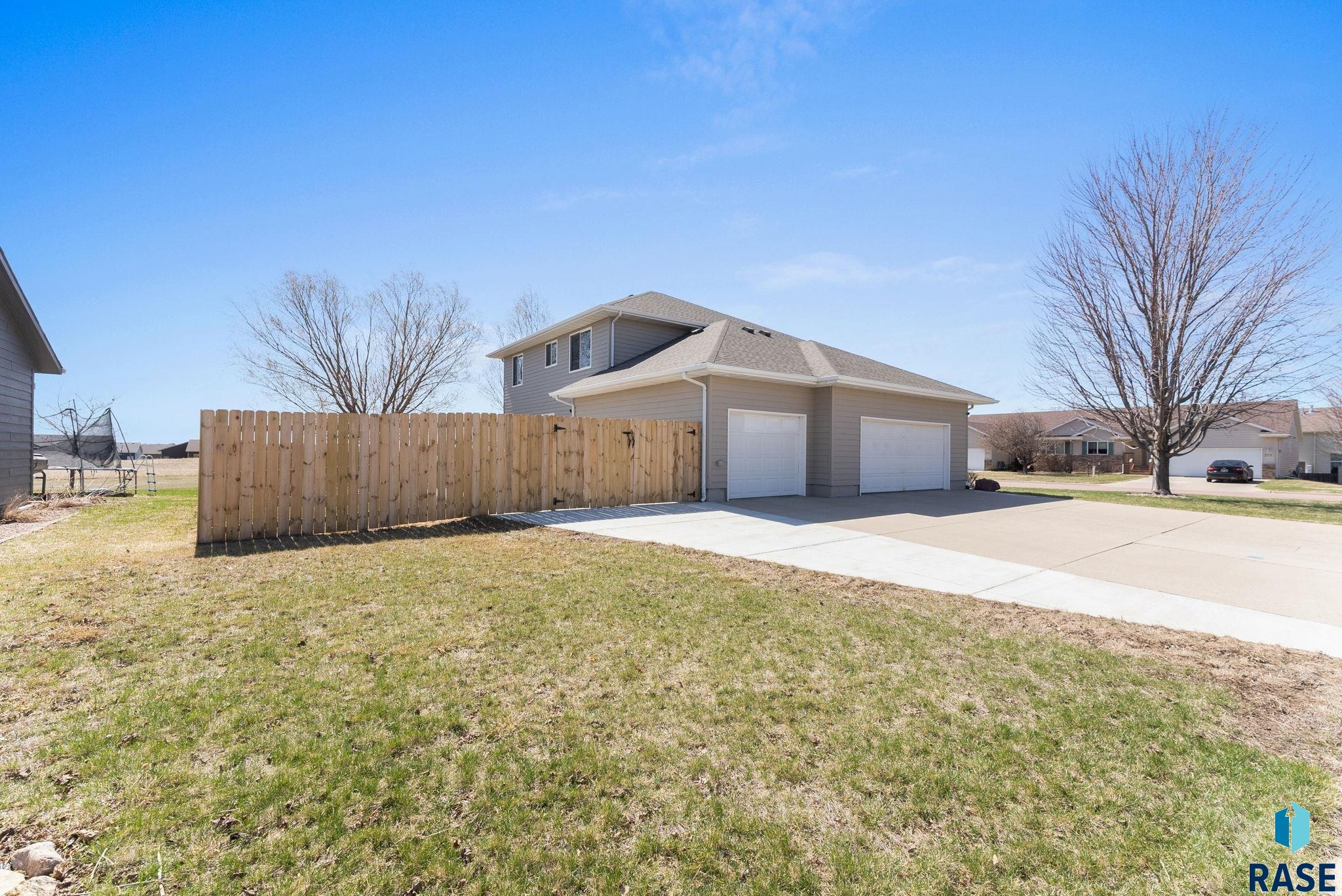 320 S Summer Ave Avenue, Brandon, South Dakota image 41