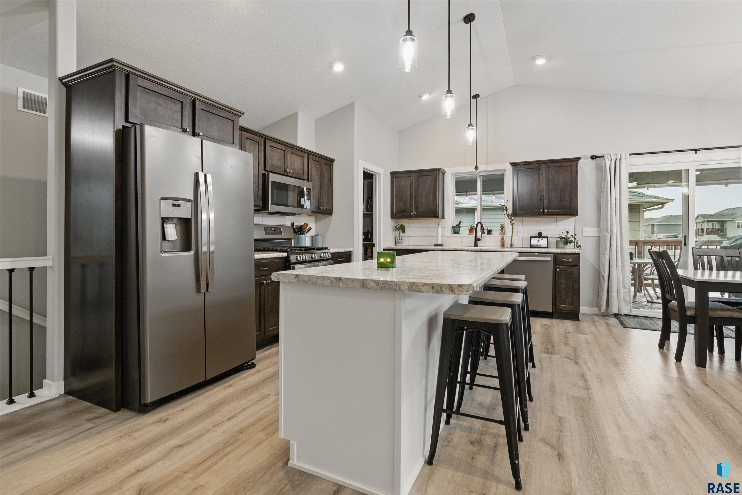 4016 S Home Plate Ave Avenue, Sioux Falls, New Jersey image 4