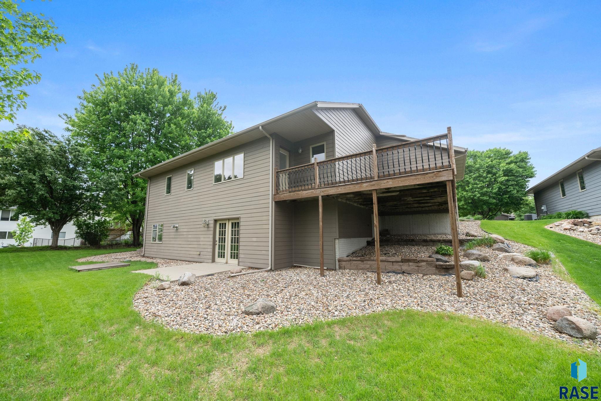 Sioux Falls, South Dakota 57108, United States, 4 Bedrooms Bedrooms, ,3 BathroomsBathrooms,Residential,Active,135149