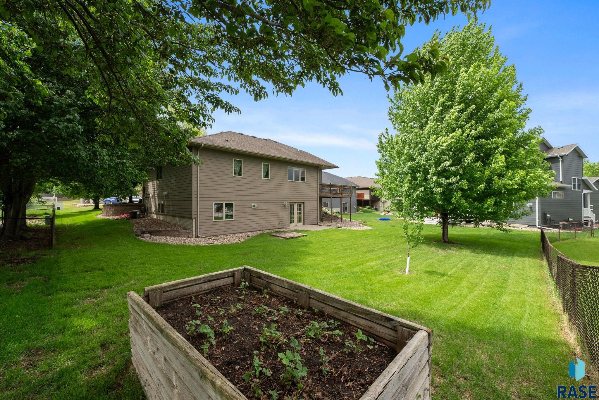 Sioux Falls, South Dakota 57108, United States, 4 Bedrooms Bedrooms, ,3 BathroomsBathrooms,Residential,Active,135149