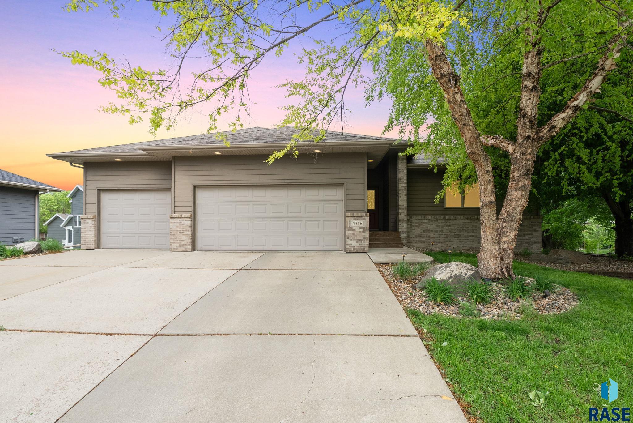 Sioux Falls, South Dakota 57108, United States, 4 Bedrooms Bedrooms, ,3 BathroomsBathrooms,Residential,Active,135149