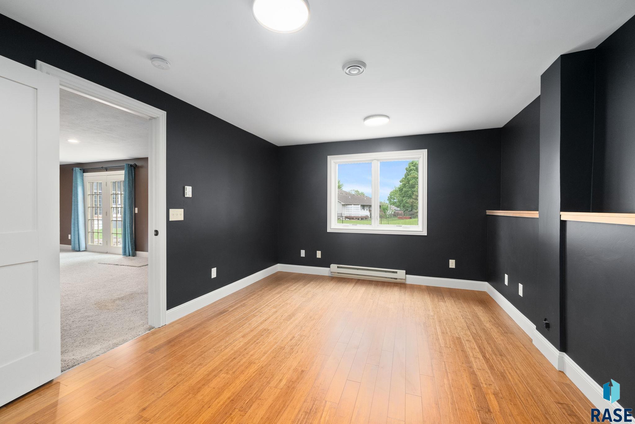 Sioux Falls, South Dakota 57108, United States, 4 Bedrooms Bedrooms, ,3 BathroomsBathrooms,Residential,Active,135149