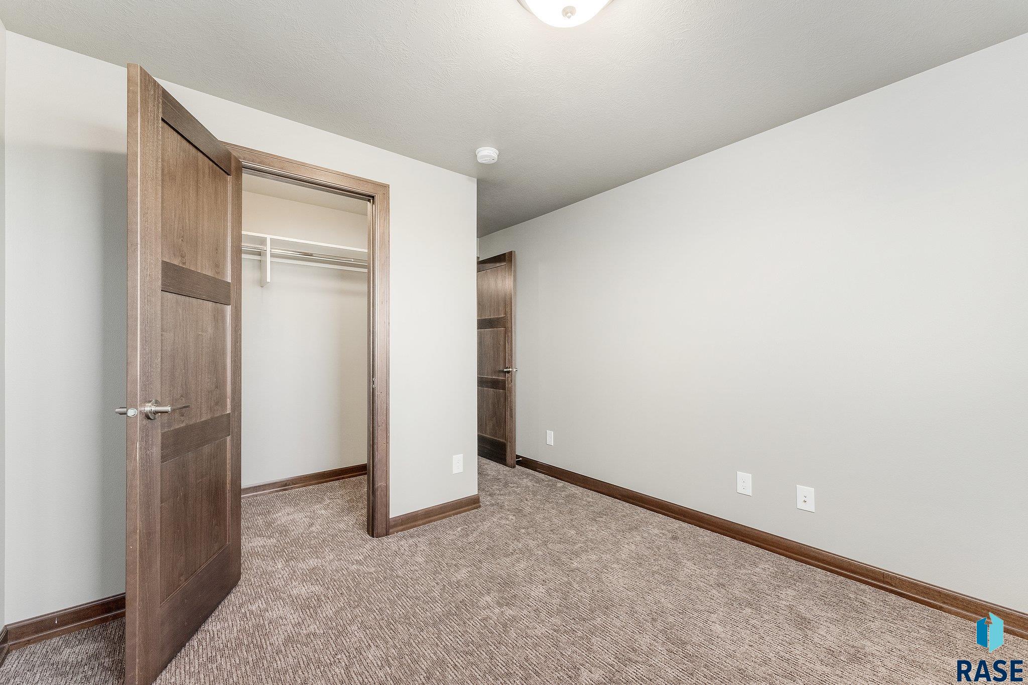 2013 S Sonoma Pl Place, Sioux Falls, South Dakota image 25