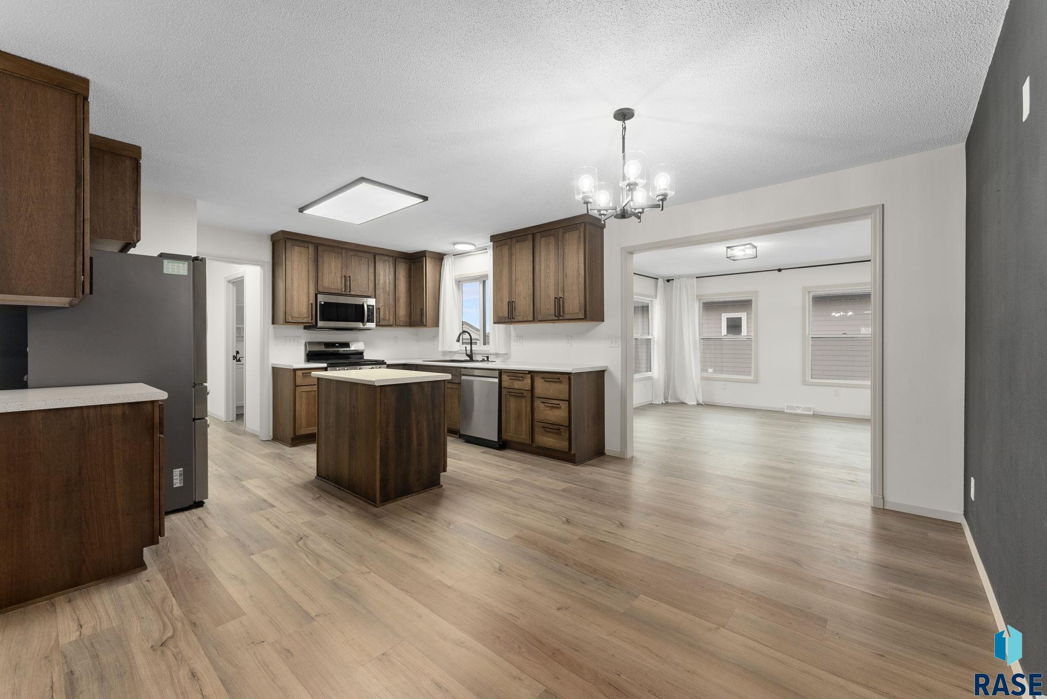 1335 Blue Ox St Street, Harrisburg, South Dakota image 8