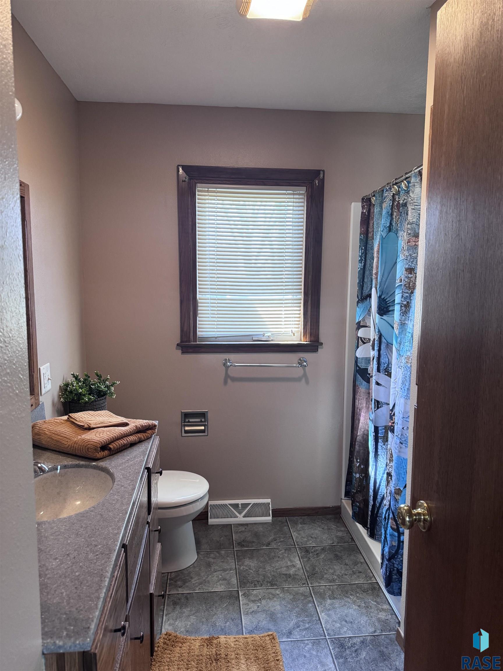 104 Fifth St Street, Lester, New Jersey image 6