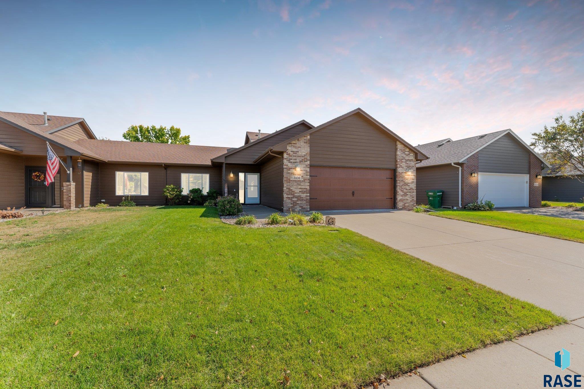 5106 S Baneberry Ave Avenue, Sioux Falls, South Dakota image 1