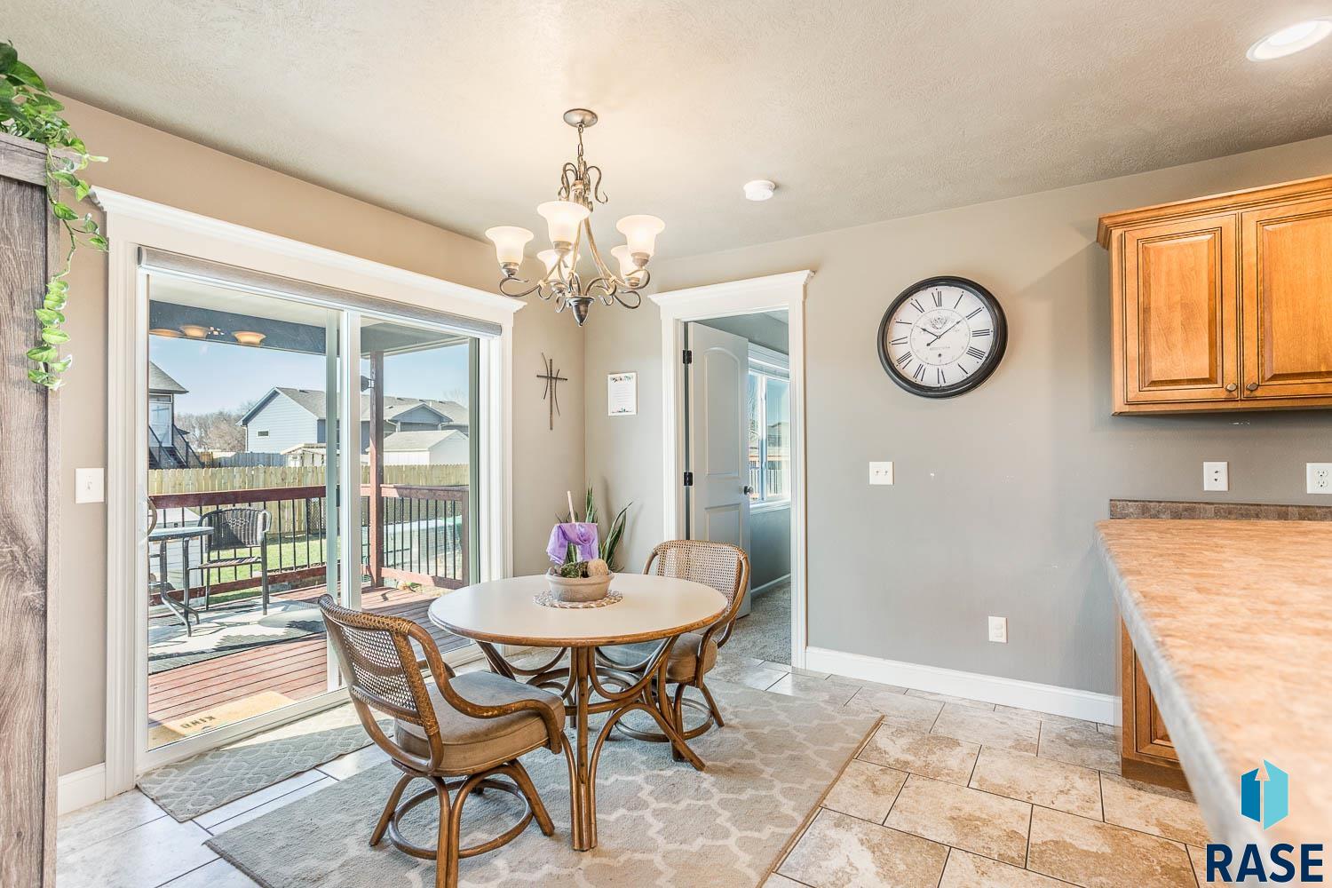 3313 E Brewster St Street, Sioux Falls, South Dakota image 9
