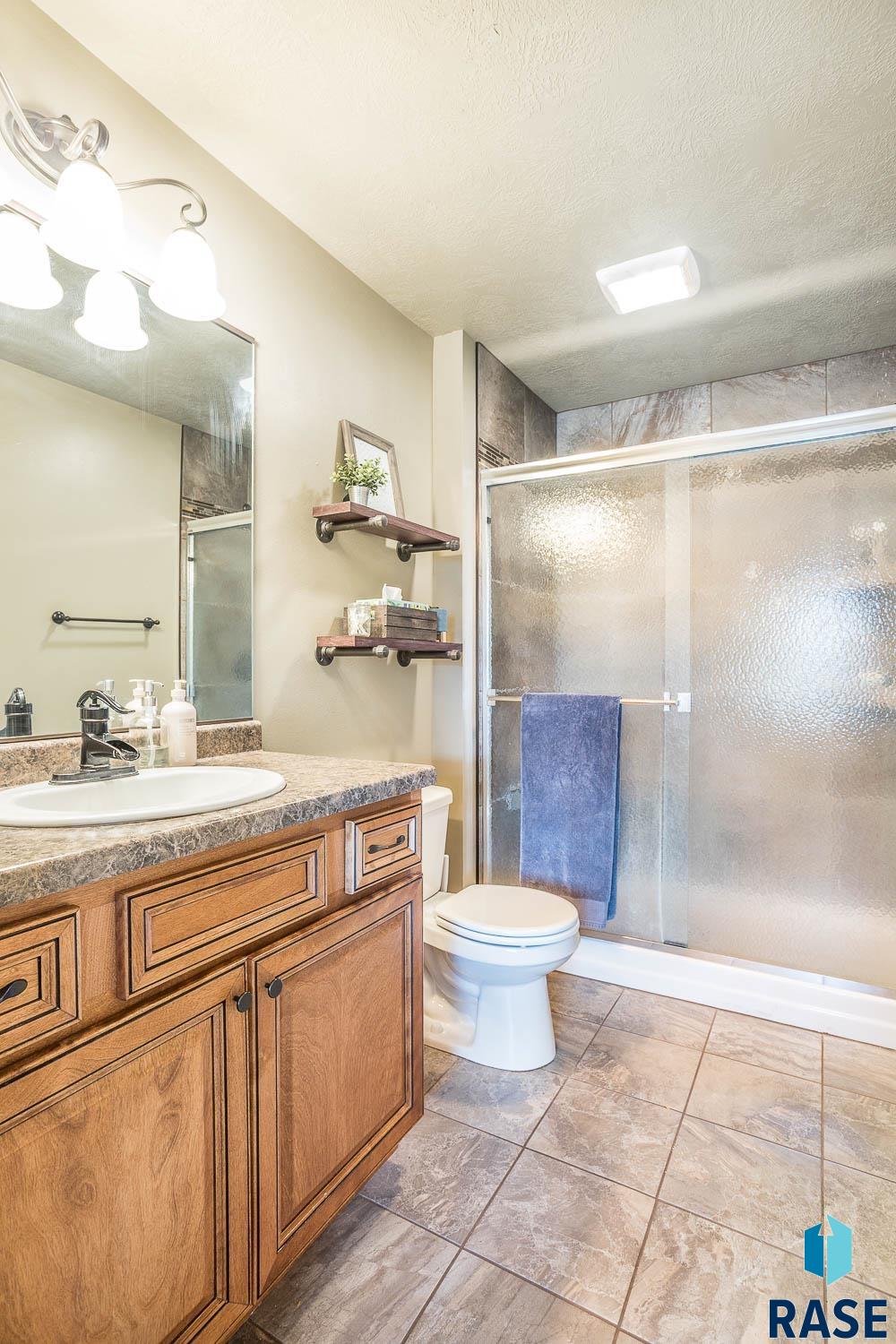 3313 E Brewster St Street, Sioux Falls, South Dakota image 20