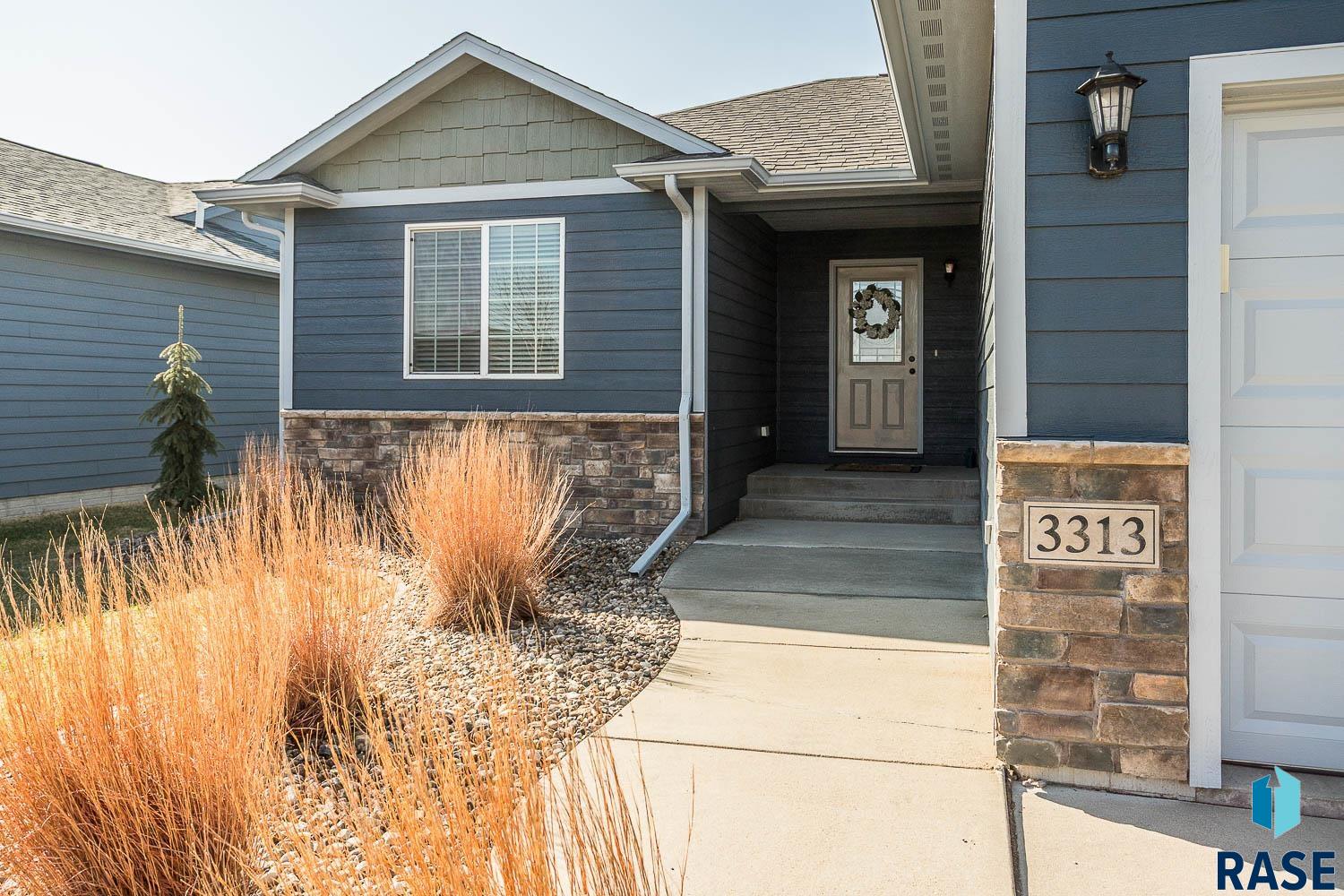 3313 E Brewster St Street, Sioux Falls, South Dakota image 3