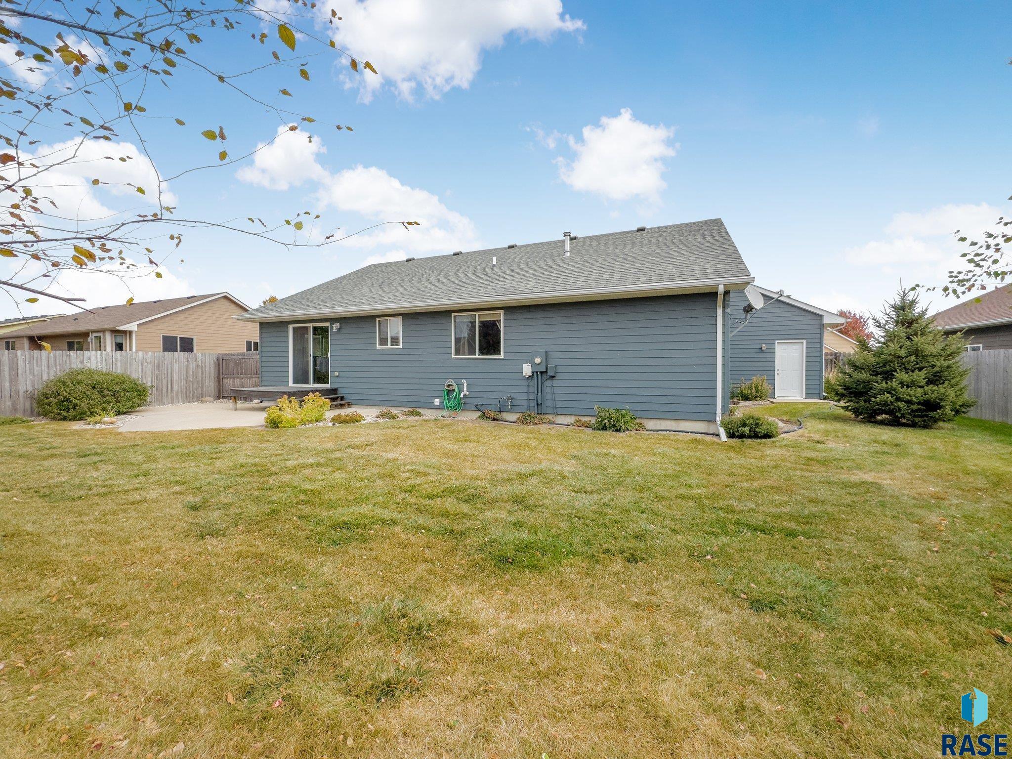 609 Rosewood Dr Drive, Harrisburg, South Dakota image 28