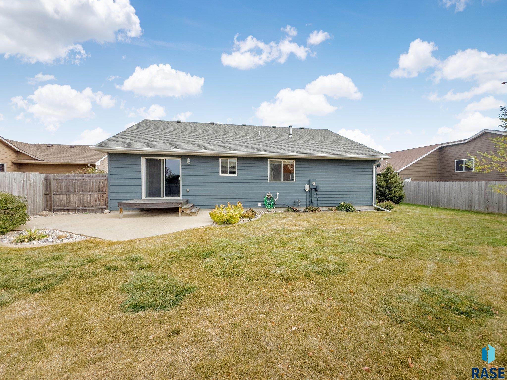 609 Rosewood Dr Drive, Harrisburg, South Dakota image 29