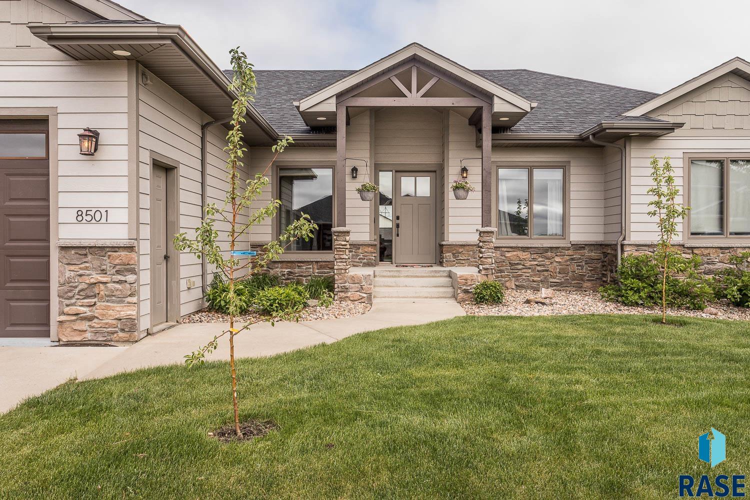 8501 S Quiet Oak Cir Circle, Sioux Falls, South Dakota image 3