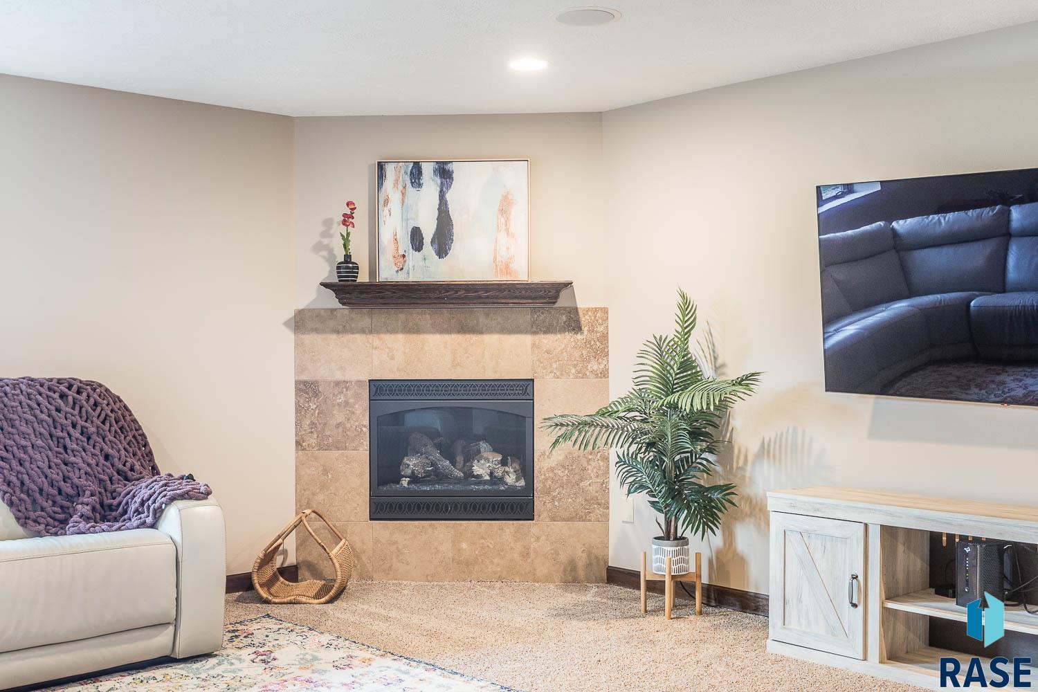 8501 S Quiet Oak Cir Circle, Sioux Falls, South Dakota image 25