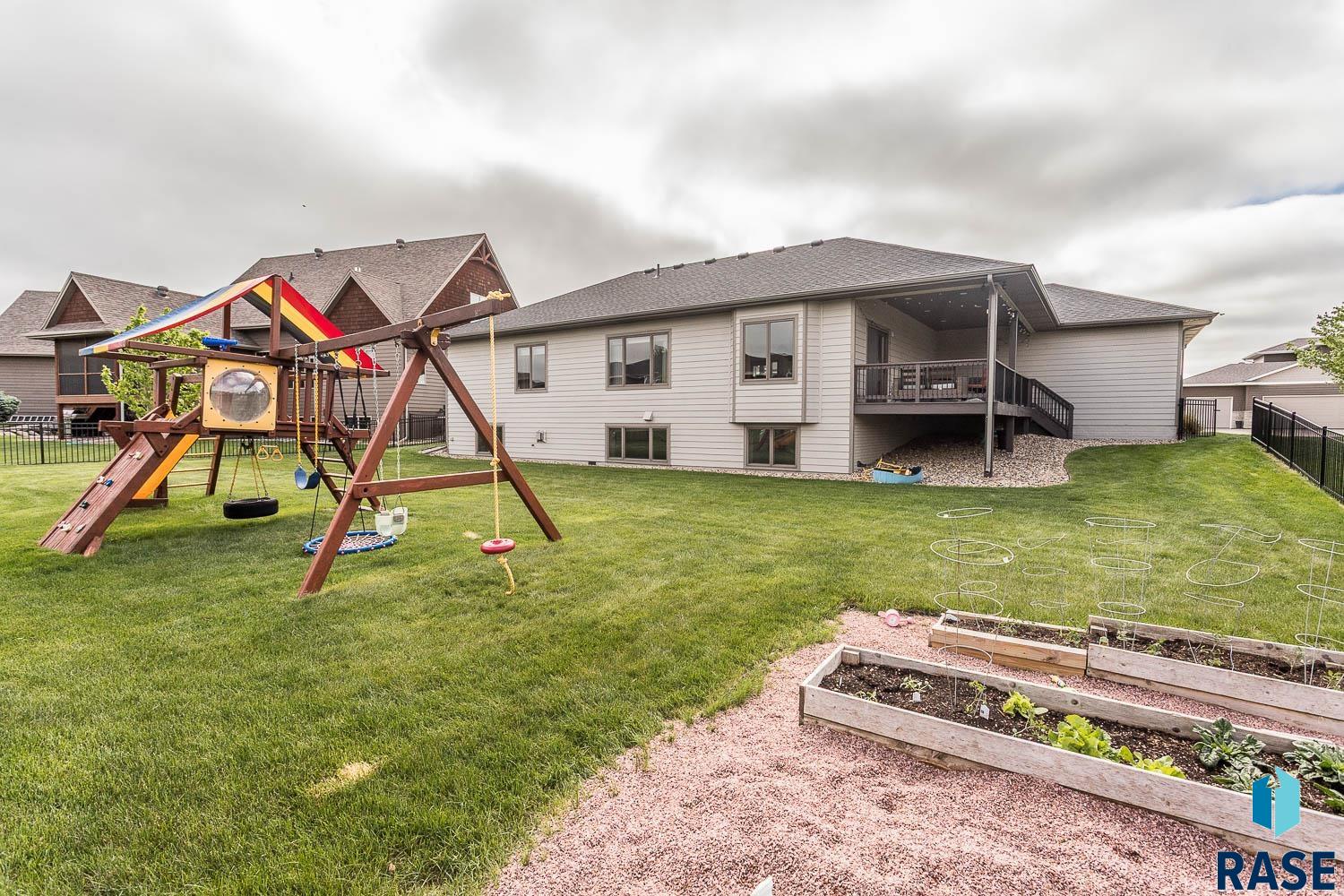 8501 S Quiet Oak Cir Circle, Sioux Falls, South Dakota image 32