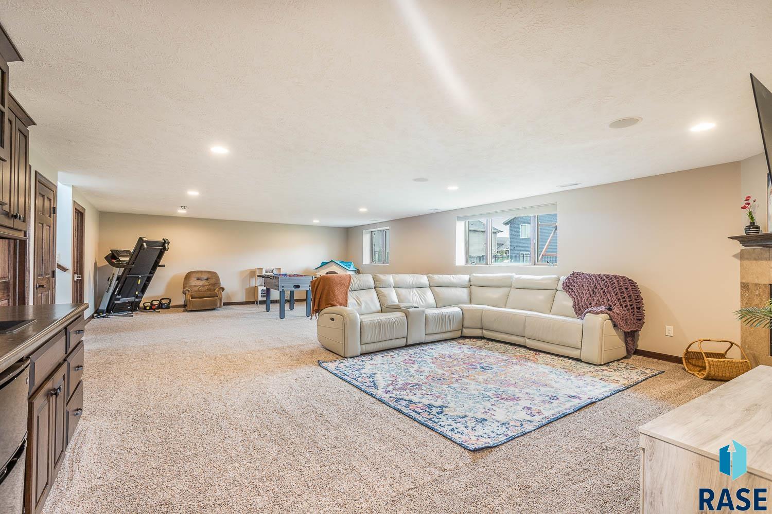 8501 S Quiet Oak Cir Circle, Sioux Falls, South Dakota image 30