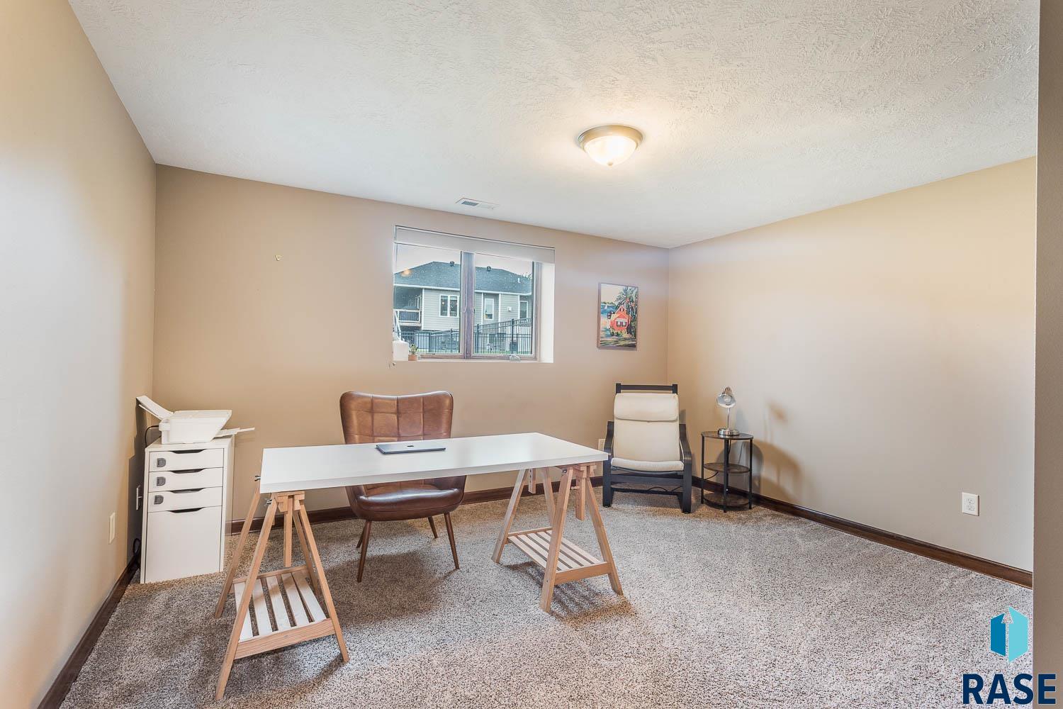 8501 S Quiet Oak Cir Circle, Sioux Falls, South Dakota image 29