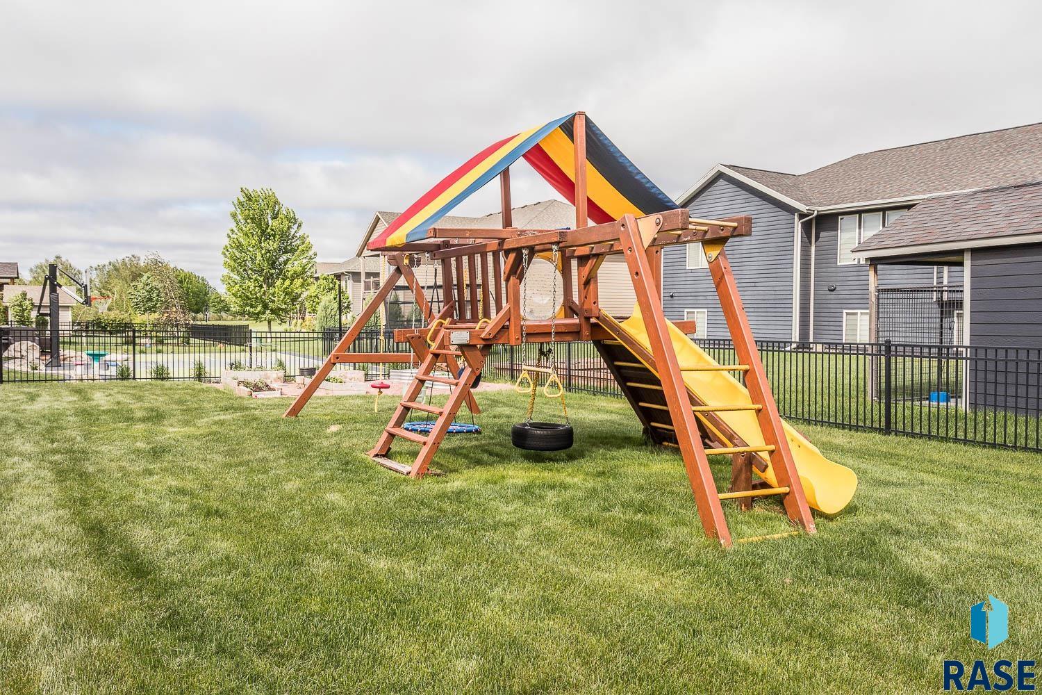 8501 S Quiet Oak Cir Circle, Sioux Falls, South Dakota image 34