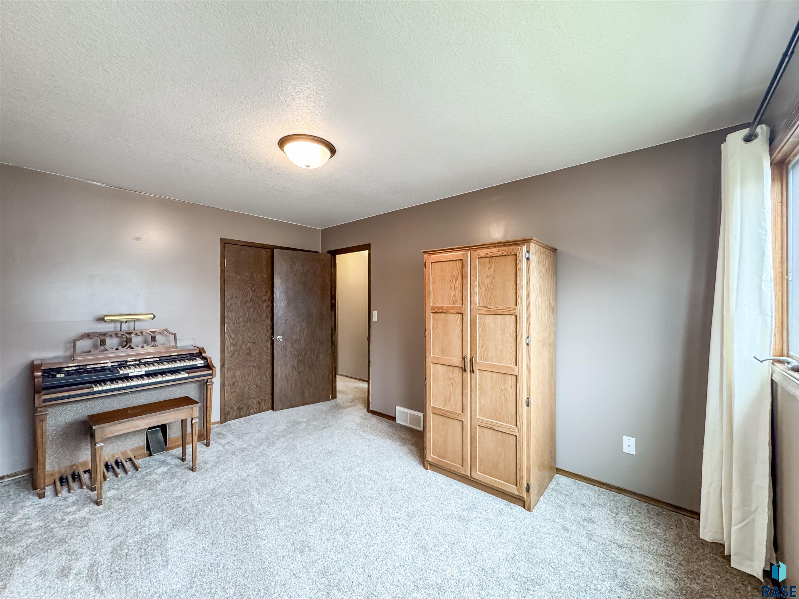 120 S Yellowstone Dr Drive #2, Brandon, South Dakota image 17