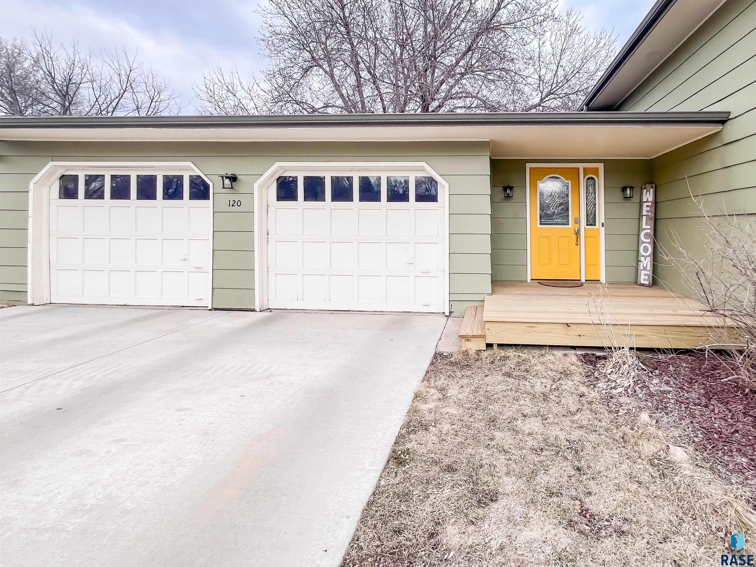 120 S Yellowstone Dr Drive #2, Brandon, South Dakota image 2