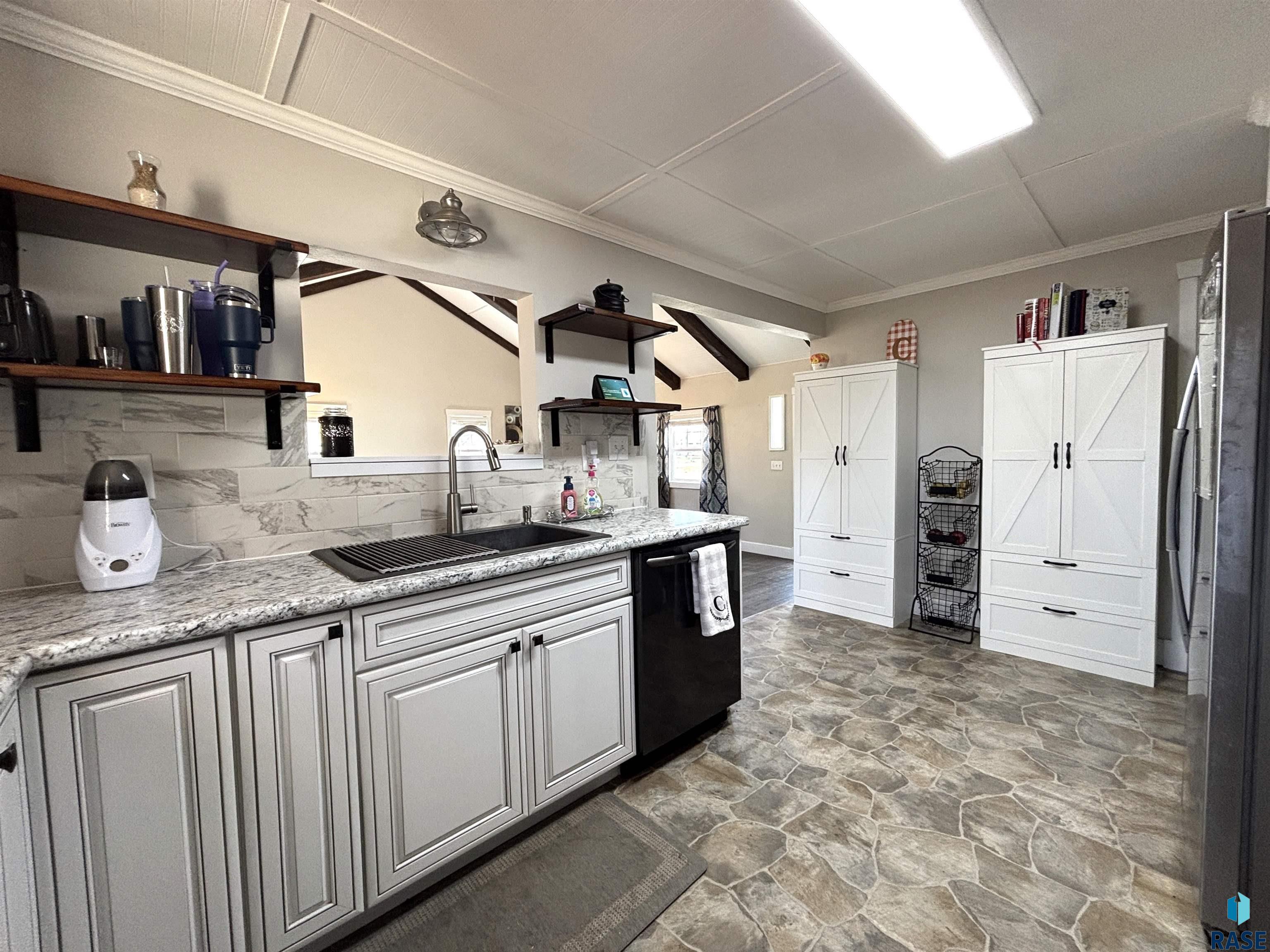 426 W 3rd St Street, Miller, New Jersey image 14