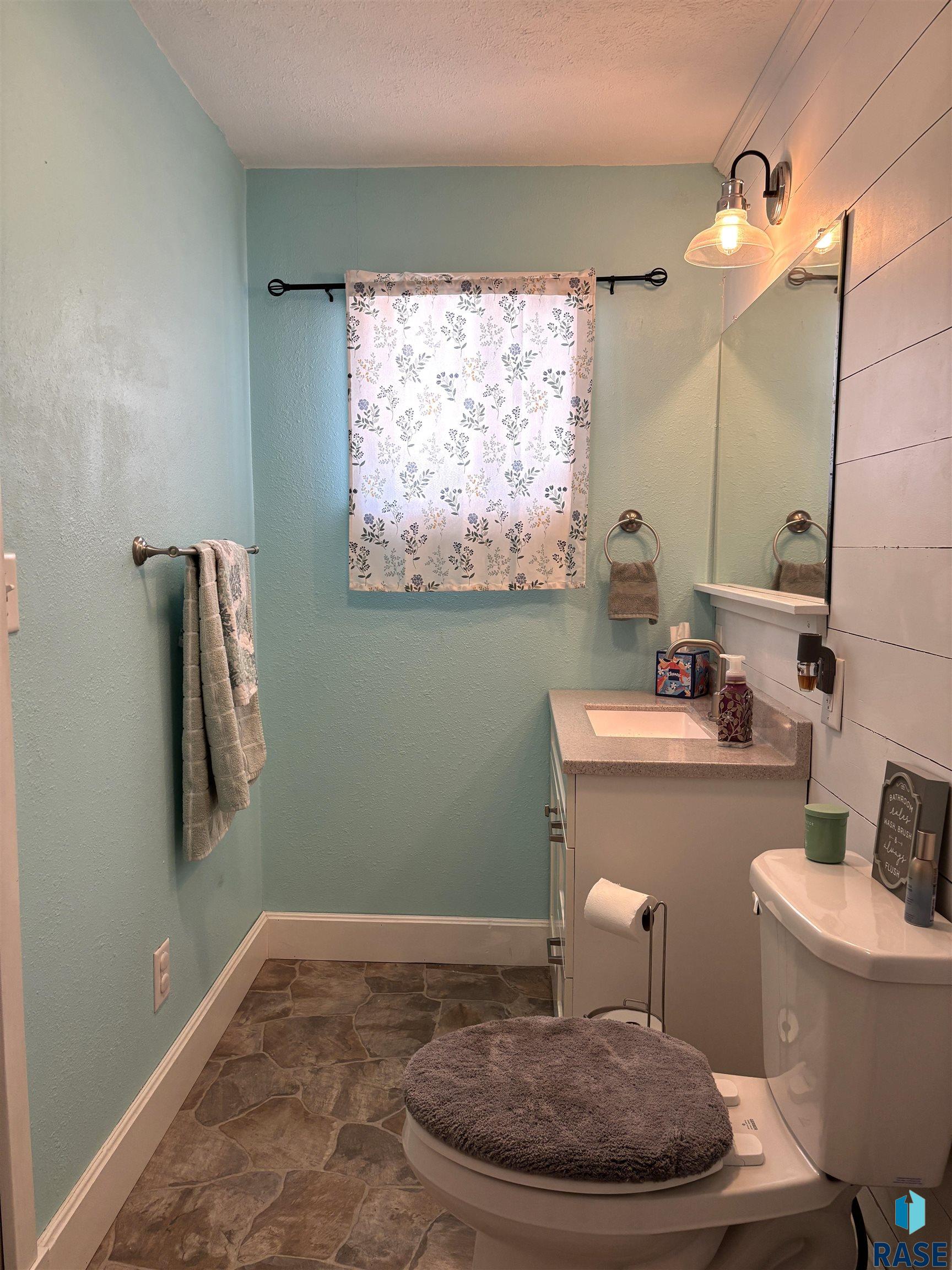 426 W 3rd St Street, Miller, New Jersey image 26