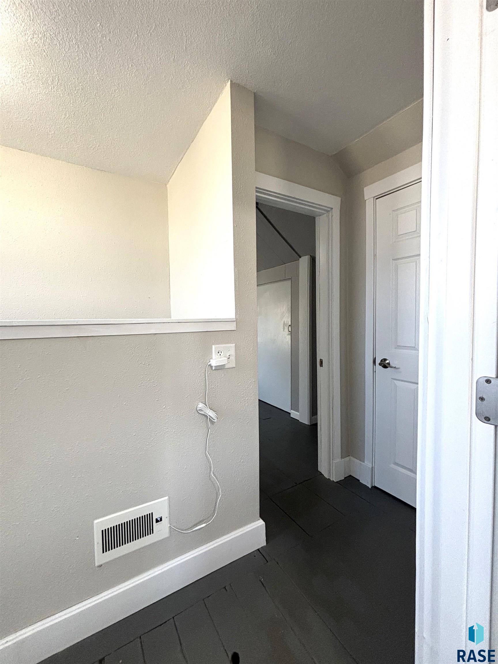 426 W 3rd St Street, Miller, New Jersey image 38