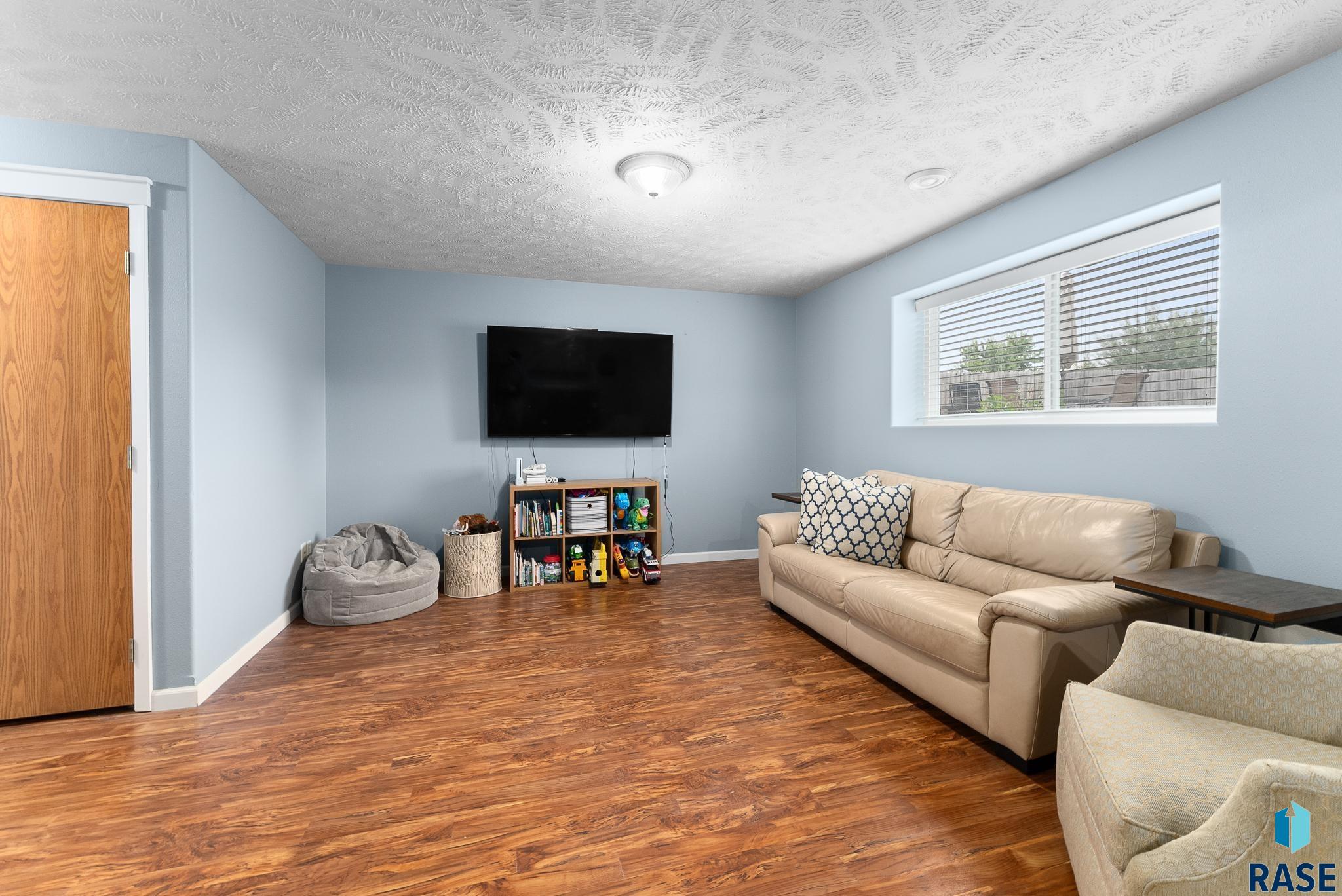 608 Honeysuckle Dr Drive #511, Harrisburg, New Jersey image 26