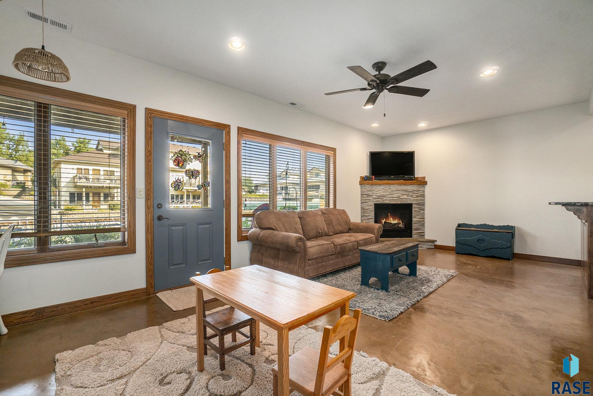 6014 Marrs Beach Ln Lane, Madison, South Dakota image 24