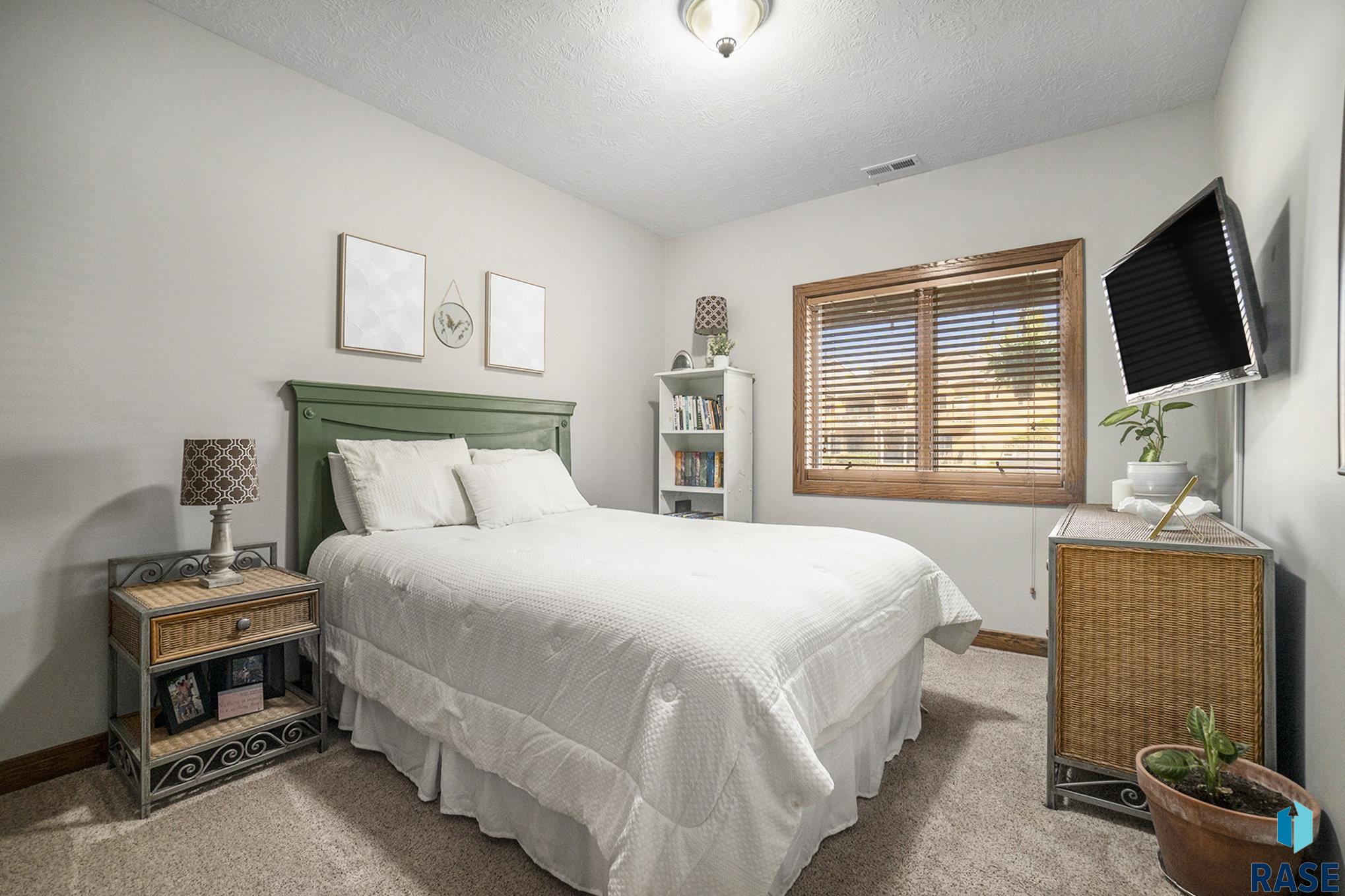 6014 Marrs Beach Ln Lane, Madison, South Dakota image 25