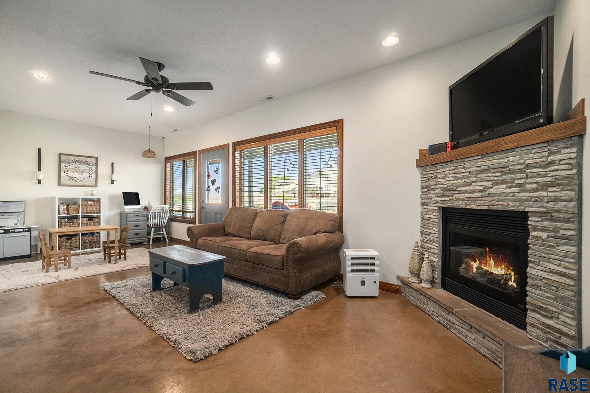 6014 Marrs Beach Ln Lane, Madison, South Dakota image 23