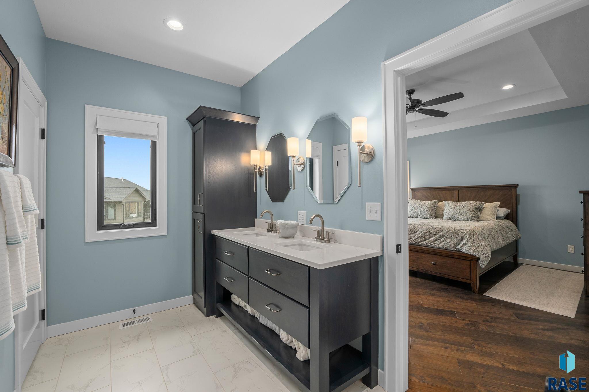7316 E Misty Knoll Cir Circle, Sioux Falls, New Jersey image 36