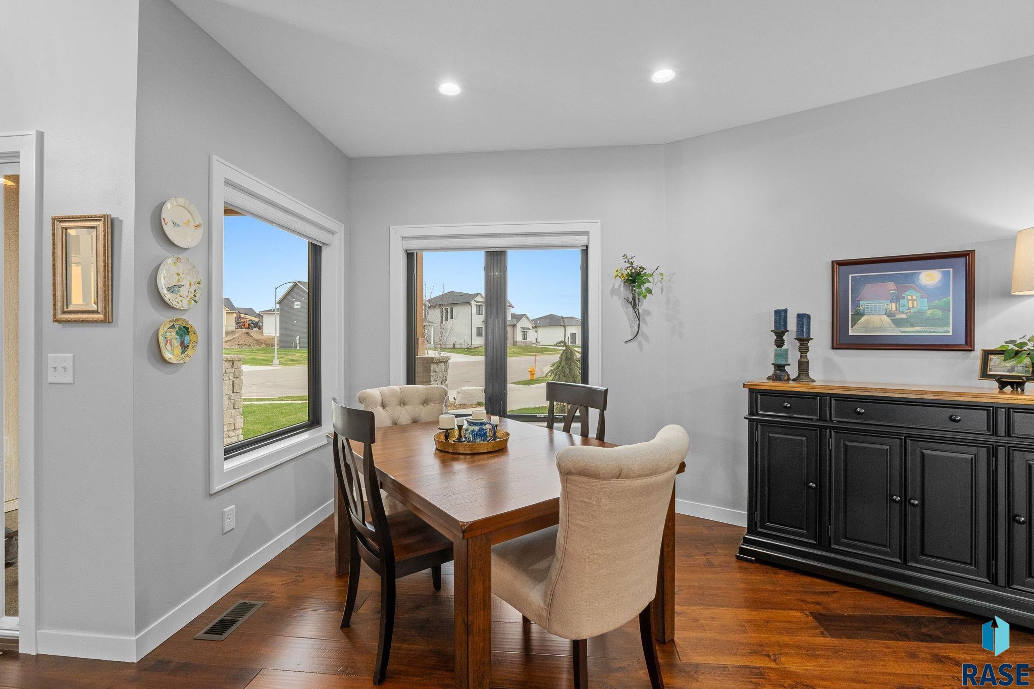 7316 E Misty Knoll Cir Circle, Sioux Falls, New Jersey image 26