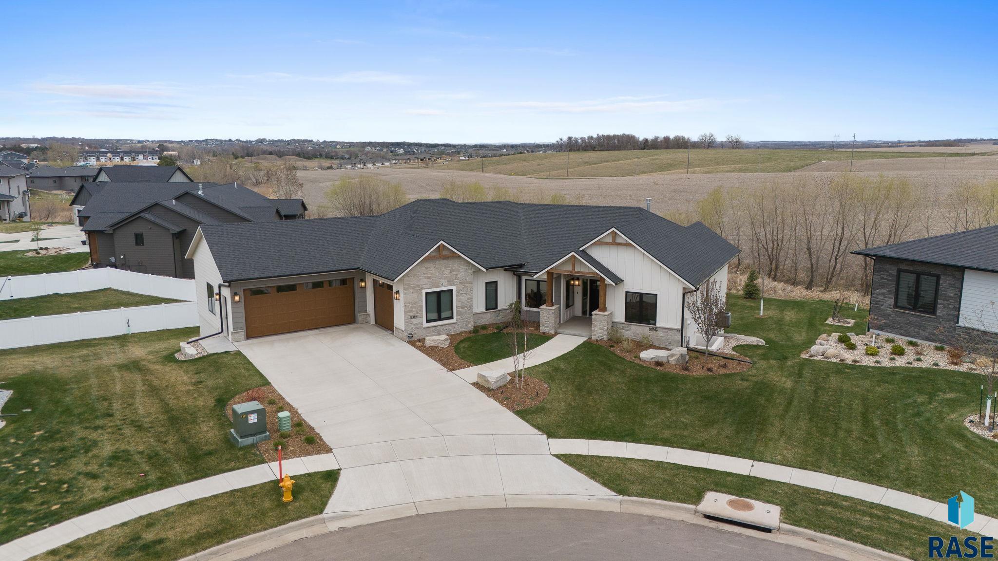 7316 E Misty Knoll Cir Circle, Sioux Falls, New Jersey image 2