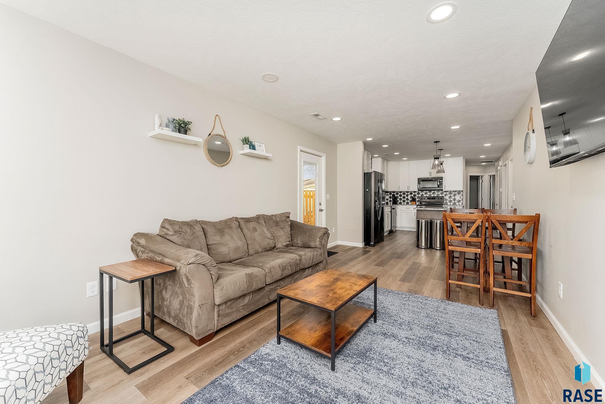 3113 S Western Ave Avenue, Sioux Falls, New Jersey image 3