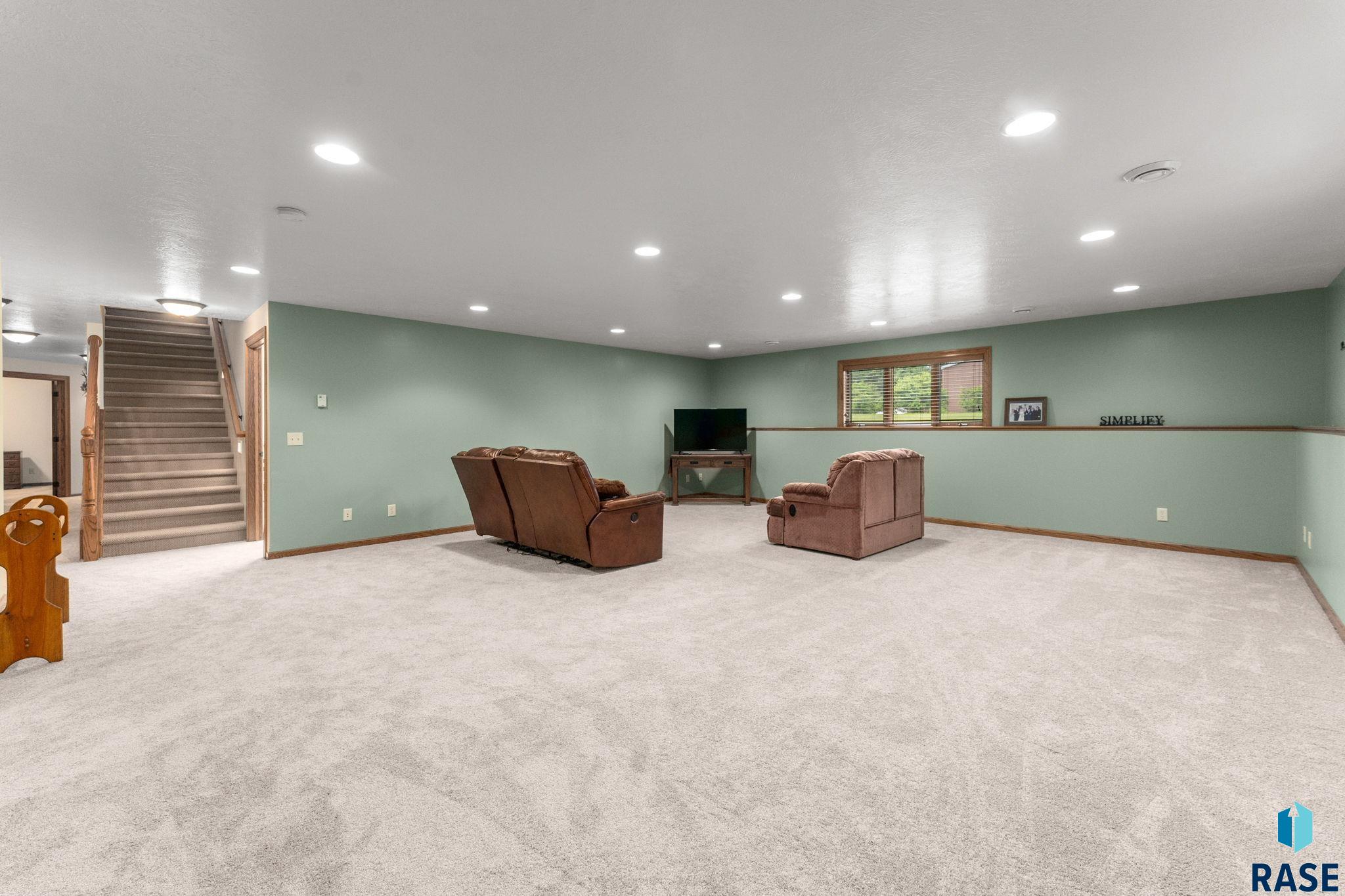 George, Iowa 51237, United States, 5 Bedrooms Bedrooms, ,3 BathroomsBathrooms,Residential,Active,164187