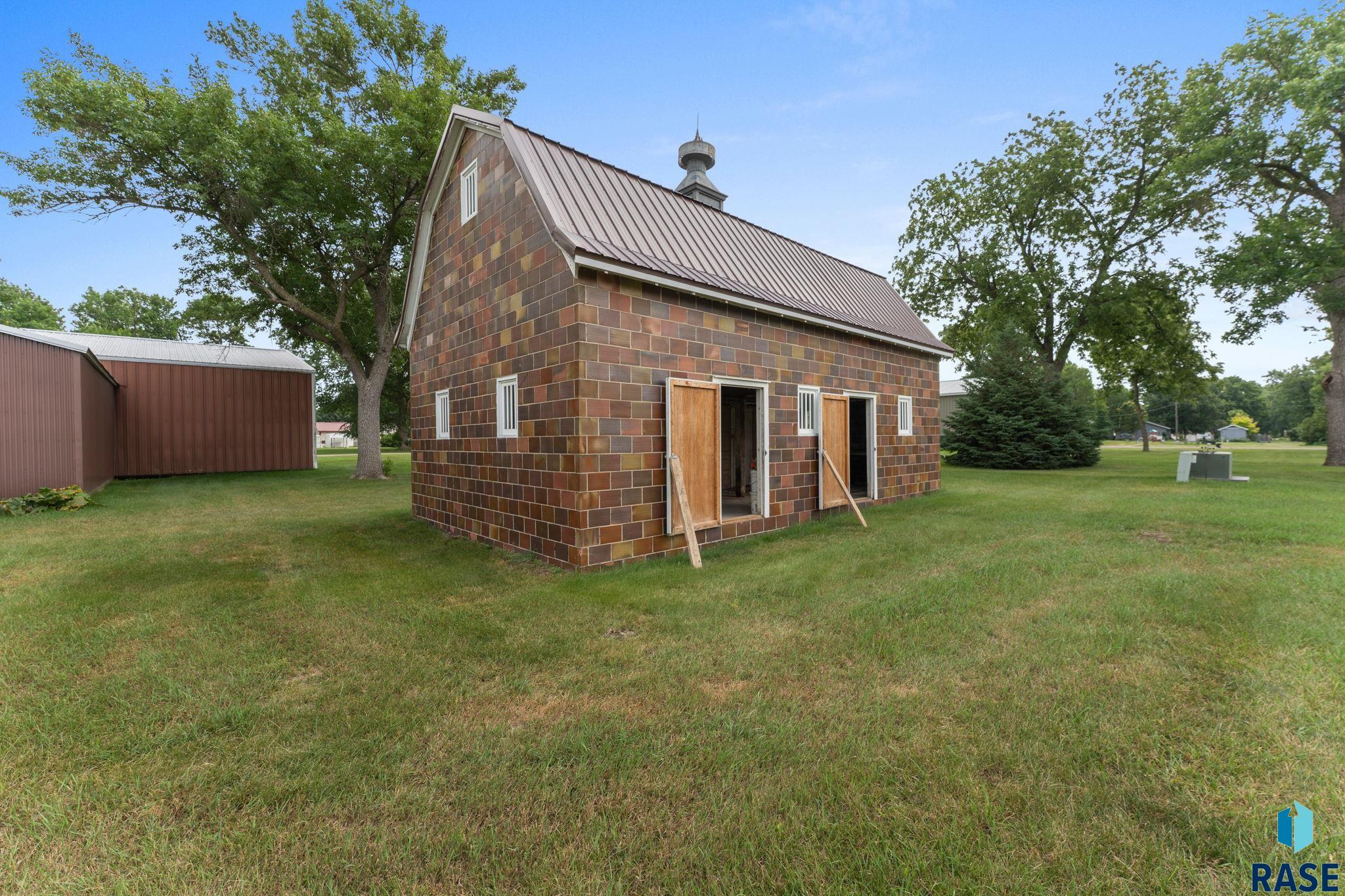 George, Iowa 51237, United States, 5 Bedrooms Bedrooms, ,3 BathroomsBathrooms,Residential,Active,164187