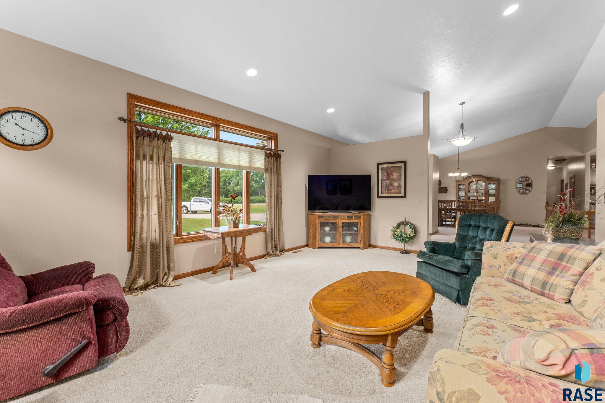 George, Iowa 51237, United States, 5 Bedrooms Bedrooms, ,3 BathroomsBathrooms,Residential,Active,164187