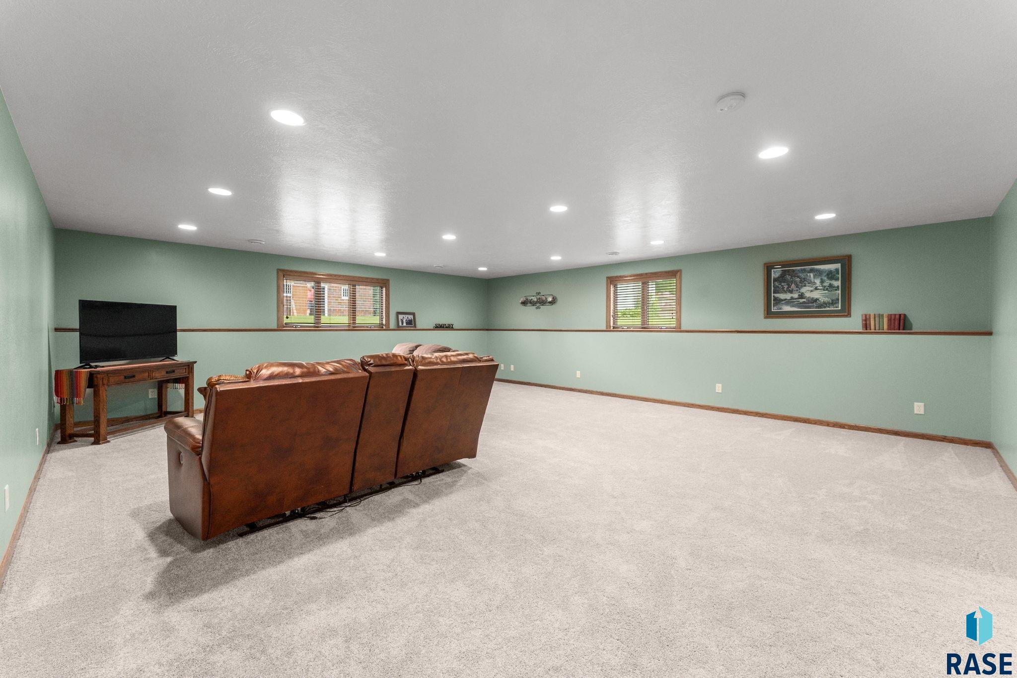 George, Iowa 51237, United States, 5 Bedrooms Bedrooms, ,3 BathroomsBathrooms,Residential,Active,164187