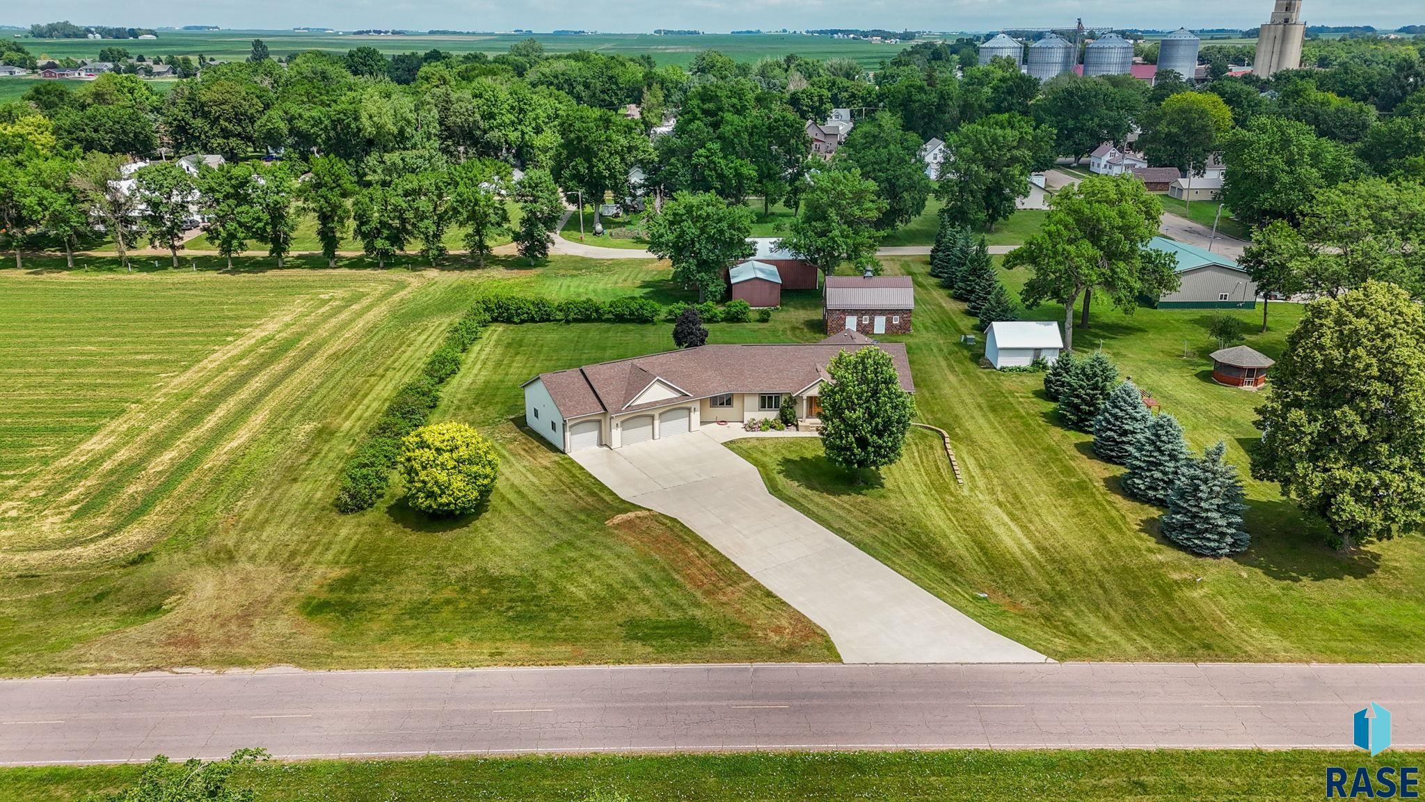 George, Iowa 51237, United States, 5 Bedrooms Bedrooms, ,3 BathroomsBathrooms,Residential,Active,164187